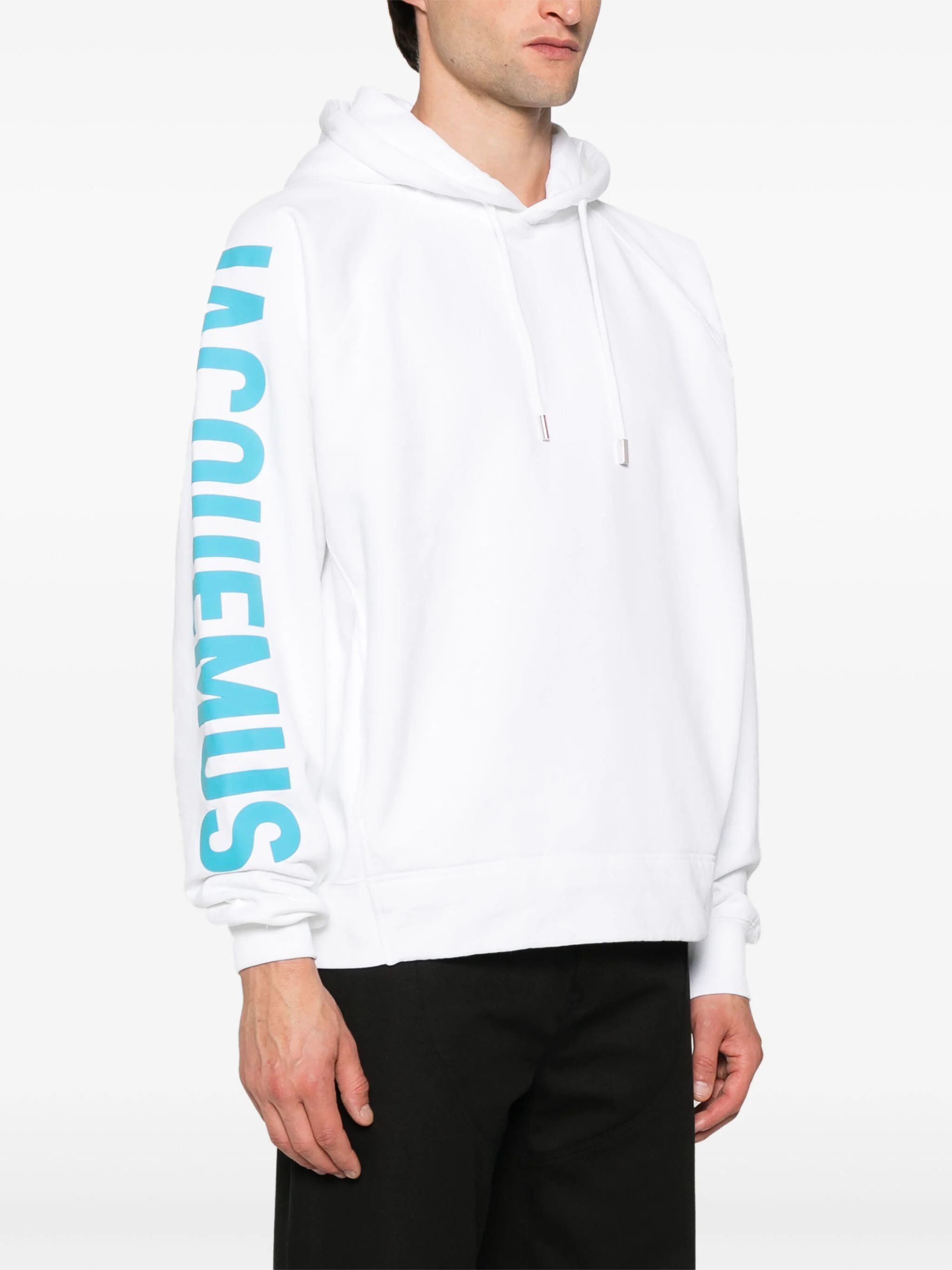 Jacquemus o1s22i1n1024 Typo Hoodie Sweatshirt in White Size US L / EU 52-54 / 3 - 3 Thumbnail