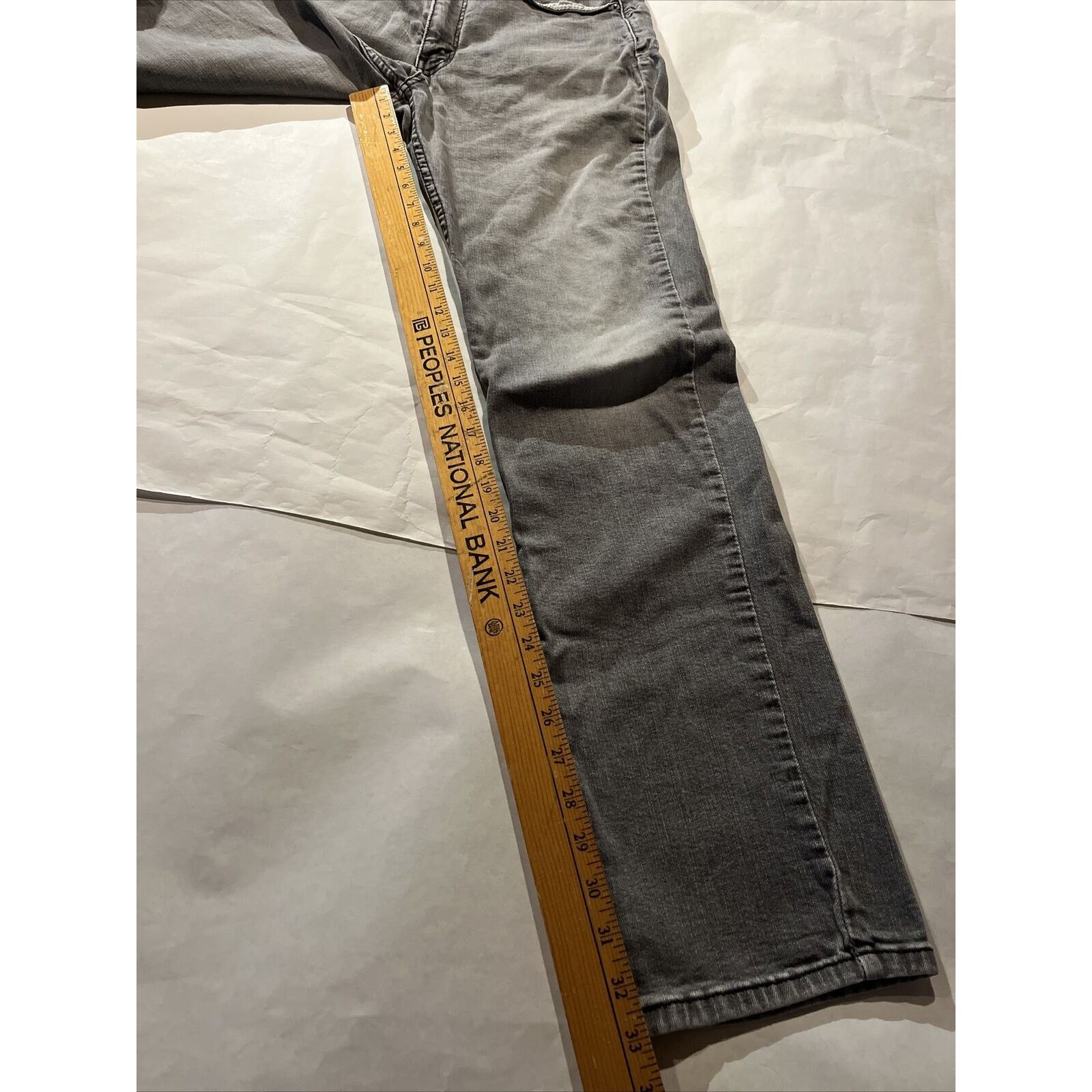 Levi's Levi's 514 Slim Straight Fit Jeans Mens 31x33 Ash Grey Denim Size US 31 - 5 Thumbnail