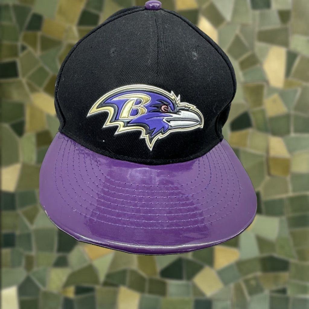 New Era VINTAGE New Era 59Fifty Snapback NFL Black Baltimore Ravens Purple Leather Brim Football Hat Size ONE SIZE - 1 Thumbnail