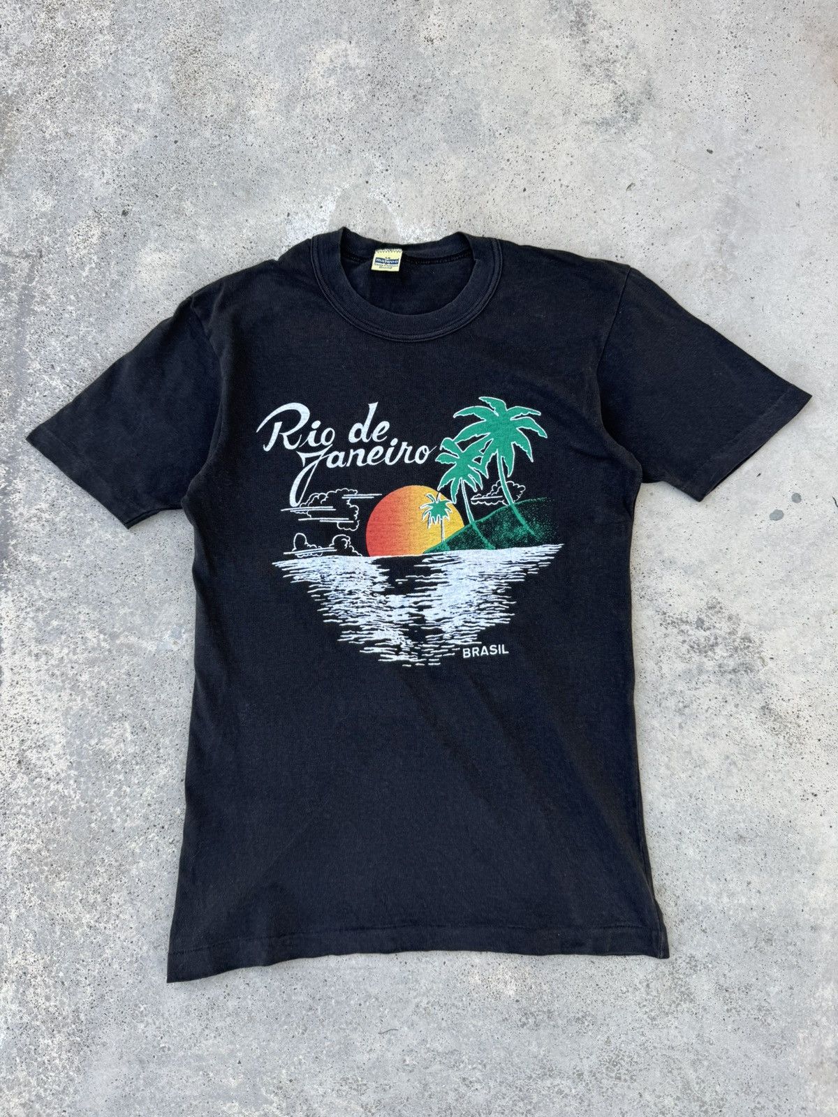 Vintage Vintage 80s Rio de Janeiro Brasil Hawaiian Tees Size US XS / EU 42 / 0 - 1 Thumbnail