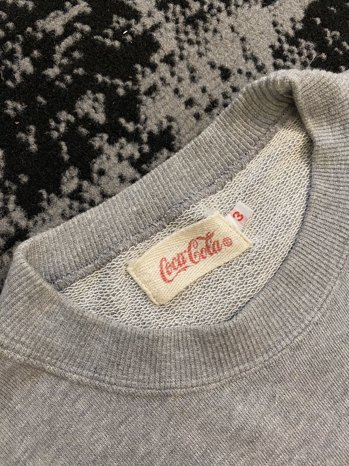 Coca Cola Coca Cola Grey Print Logo Sweatshirt Size US L / EU 52-54 / 3 - 9 Thumbnail