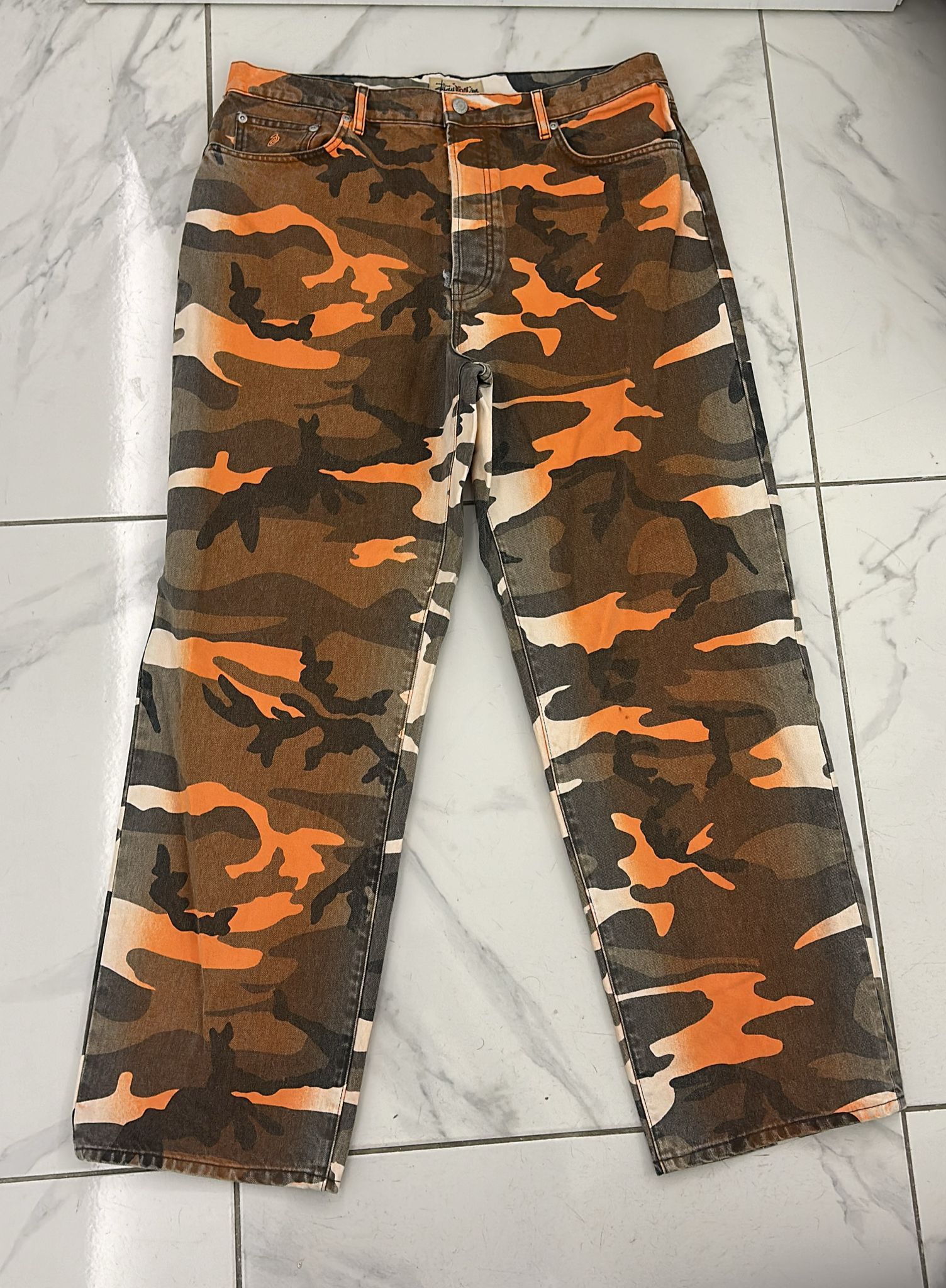 Stussy Stüssy Dye Big Ol Spray Jeans Orange Camo Size 34 Size US 34 / EU 50 - 2 Thumbnail