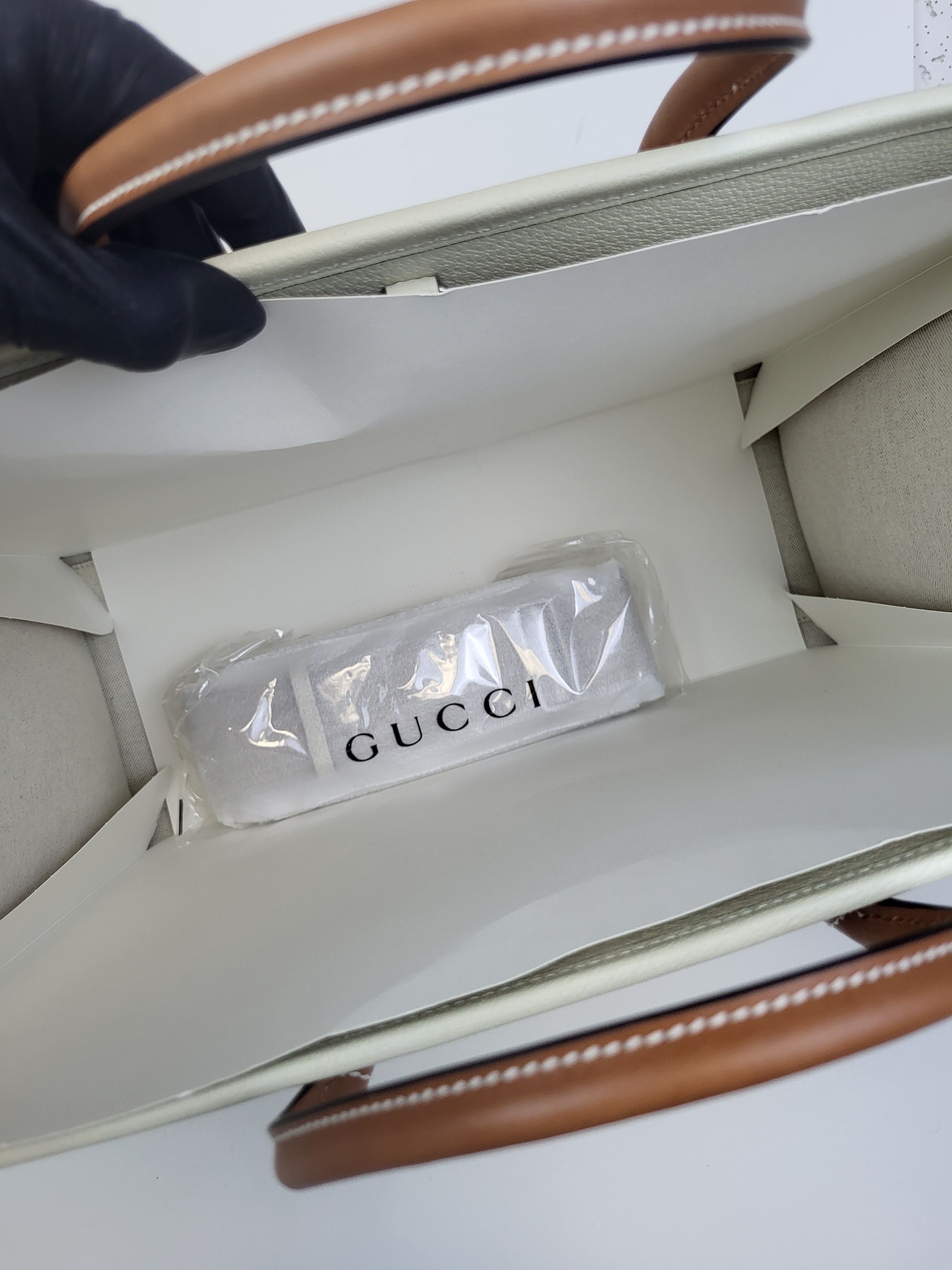 Gucci Gucci White Leather Shoulder Tote Bag Size ONE SIZE - 3 Thumbnail