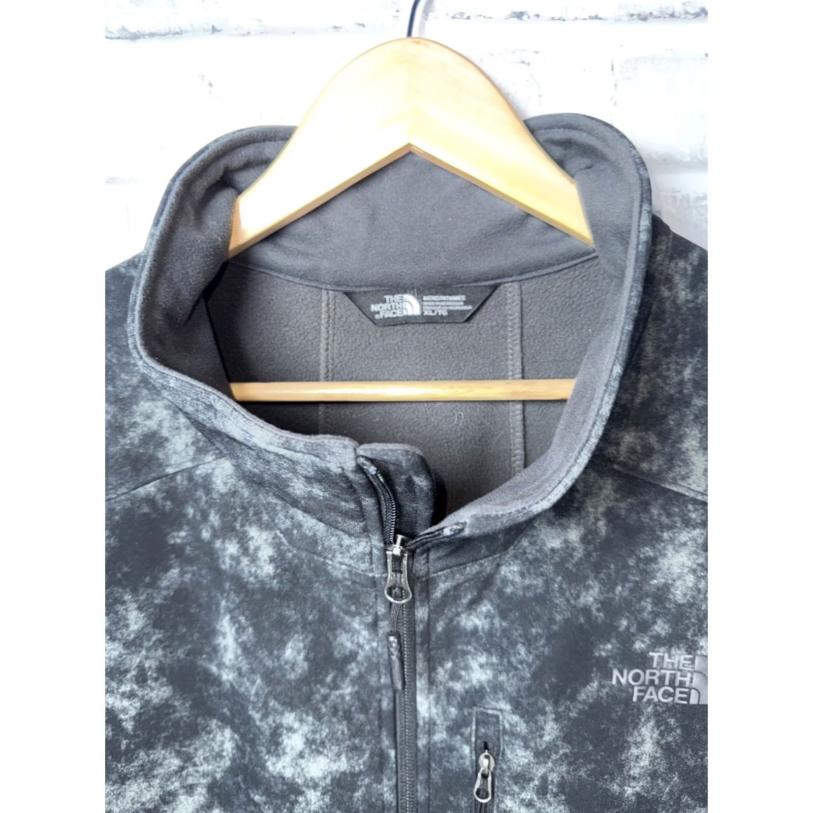 The North Face The North Face Windwall Jacket Mens XL Gray/greensish Windbreaker Full Zip Fleece Lined Polyester Windshell Regular Size Size US XL / EU 56 / 4 - 2 Thumbnail