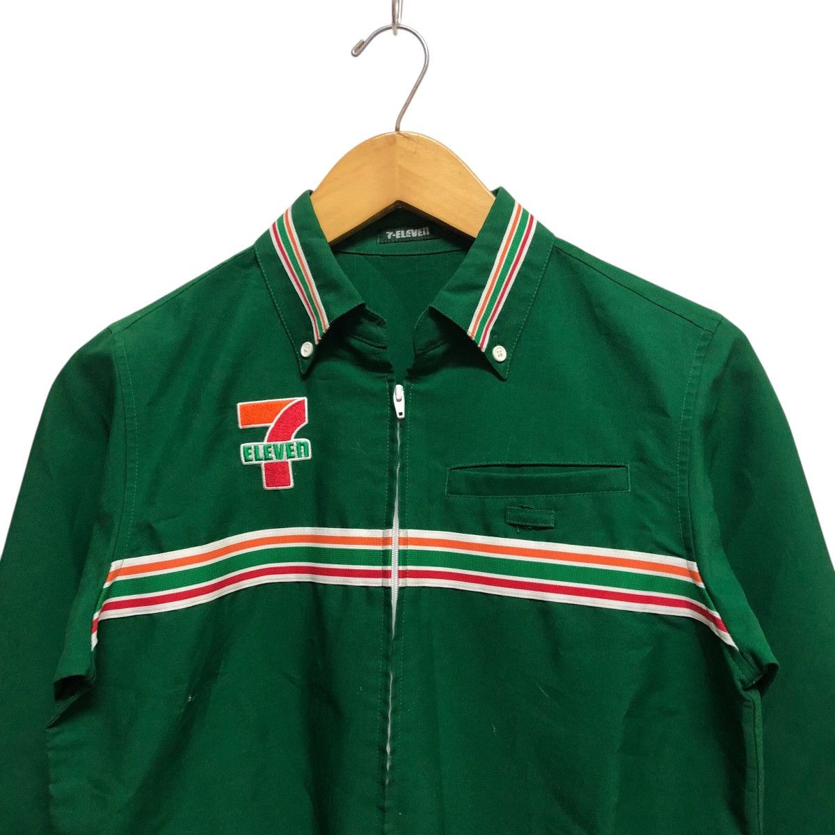 Uniform Wares Vintage 7 Eleven Embroidered Big Logo Zipper Ups Jacket Size US M / EU 48-50 / 2 - 5 Thumbnail