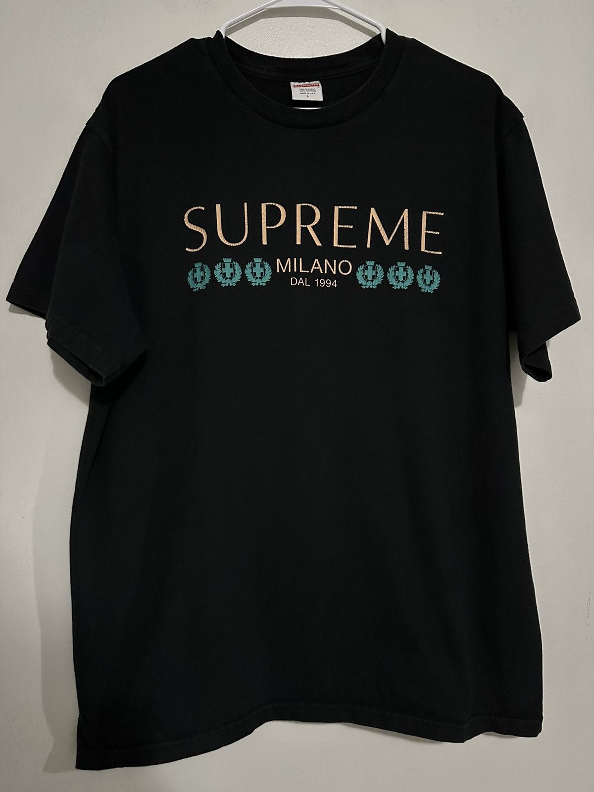 Supreme Supreme Milano Tee Size US L / EU 52-54 / 3 - 1 Thumbnail