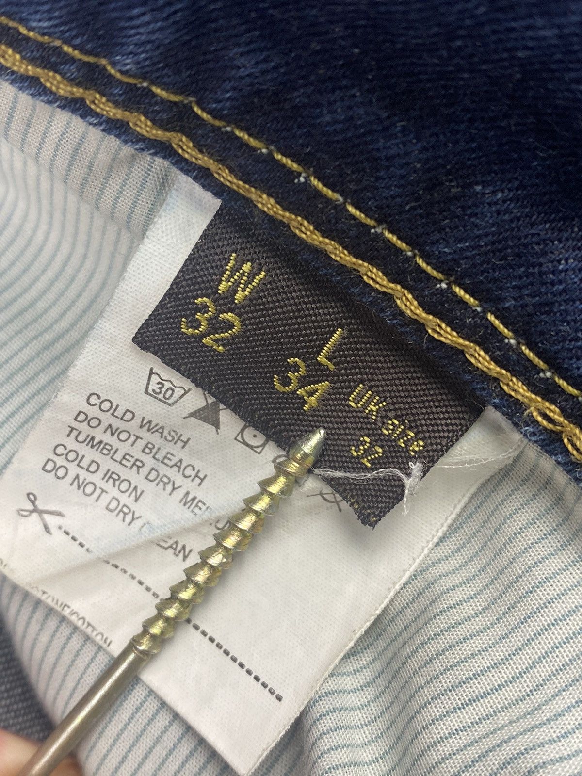 Trussardi Vintage Luxury Trussardi Denim Jeans Size 32 x 34 Size US 32 / EU 48 - 17 Thumbnail