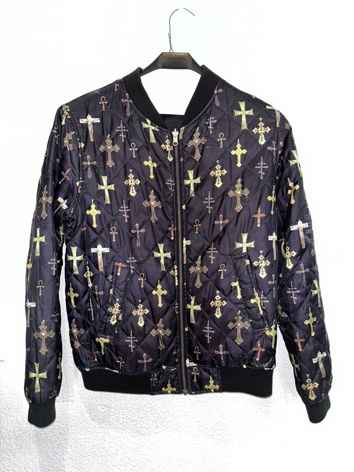 cross bomber