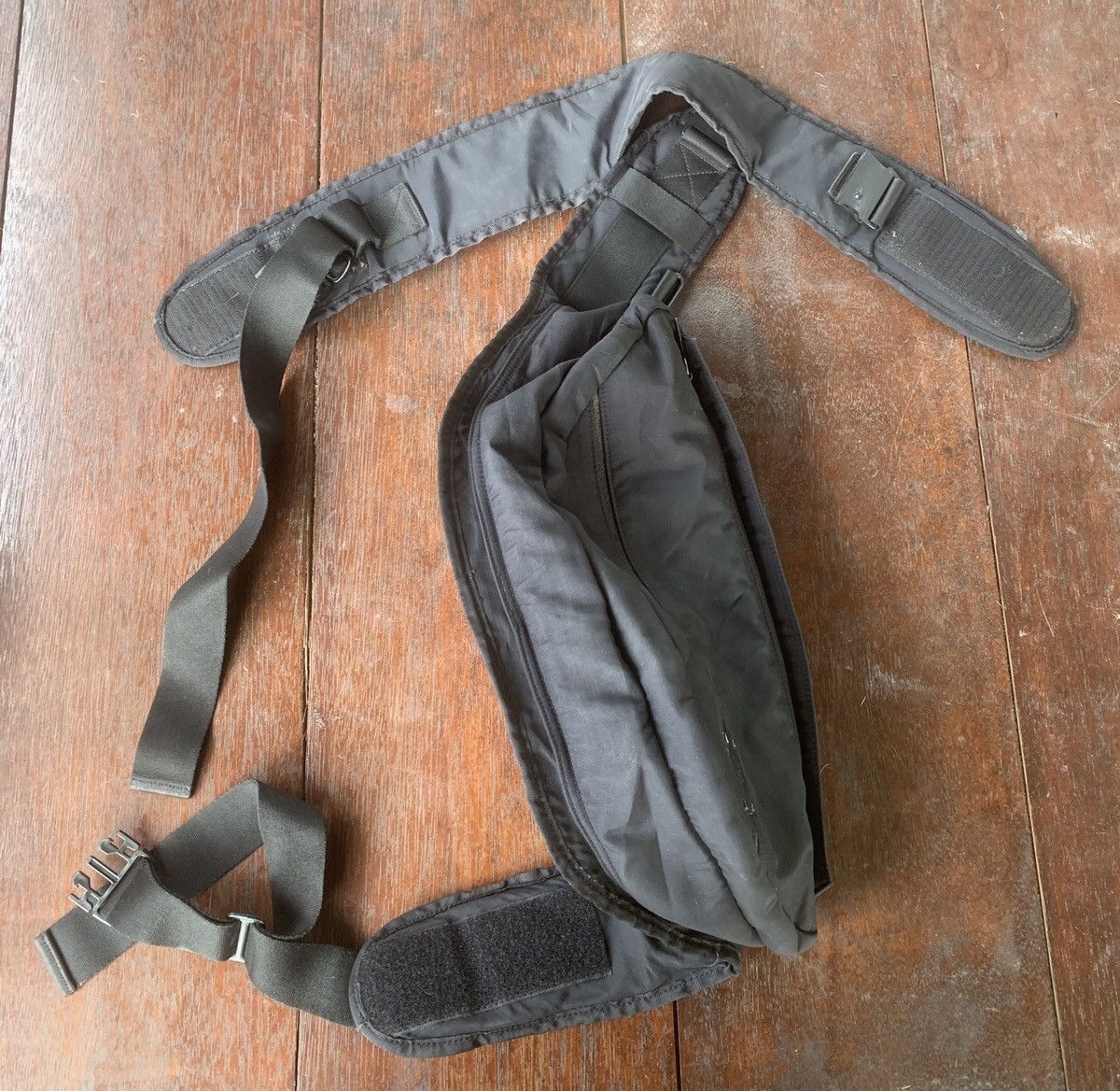 Issey Miyake × Tete Homme Tete Homme Japan Issey Miyake waist/sling bag Size ONE SIZE - 5 Thumbnail