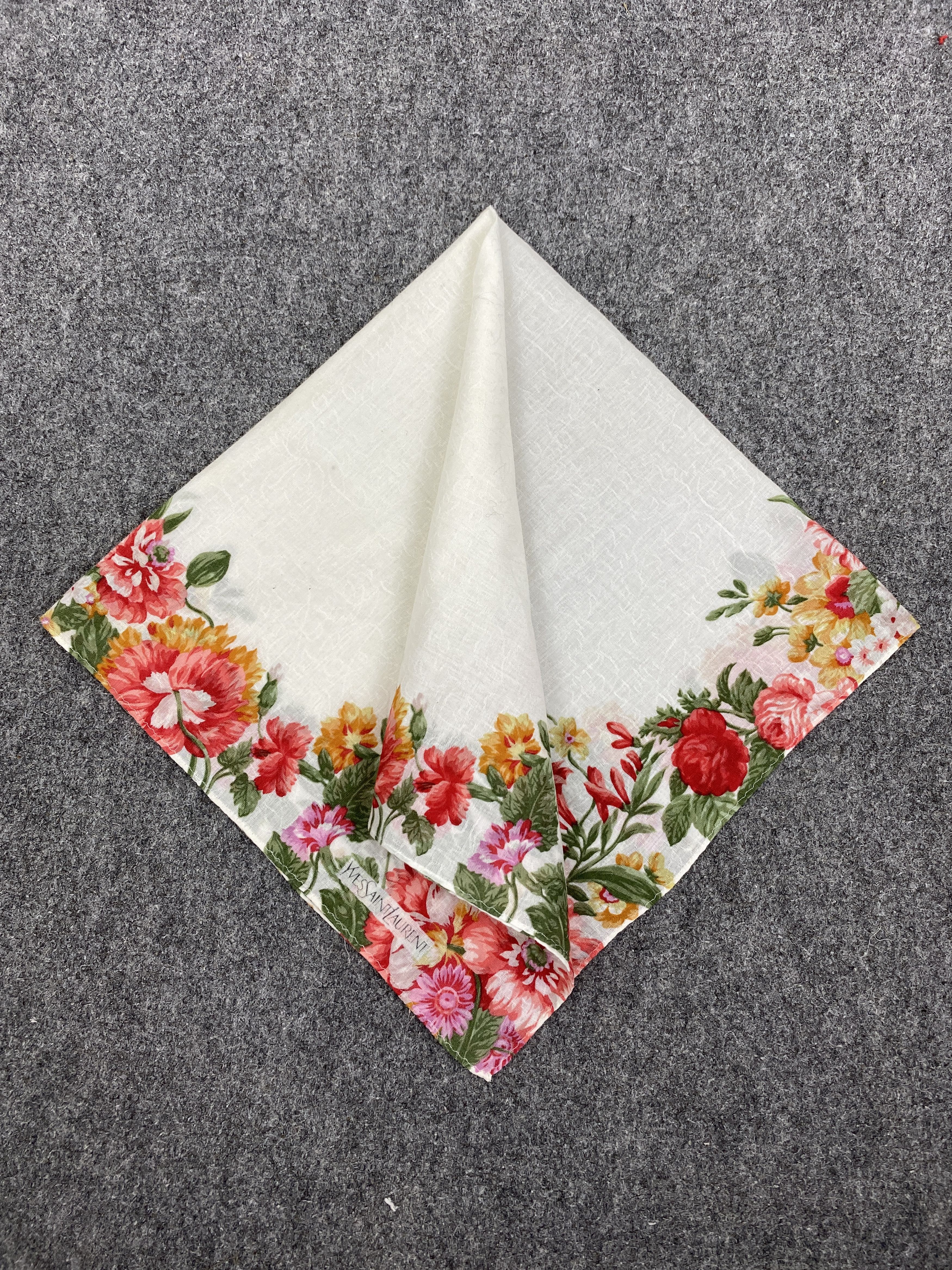 Yves Saint Laurent Yves Saint Lauren Handkerchief / Neckerchief HKC0580 Size ONE SIZE - 4 Thumbnail