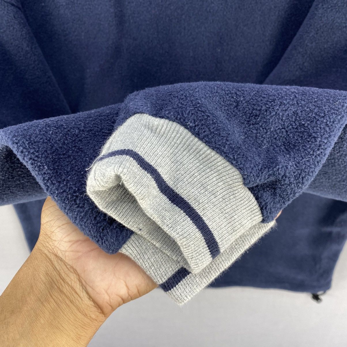 Japanese Brand Vintage 00’s SergioTacchini V-Neck Sweetshirt Size US L / EU 52-54 / 3 - 10 Thumbnail