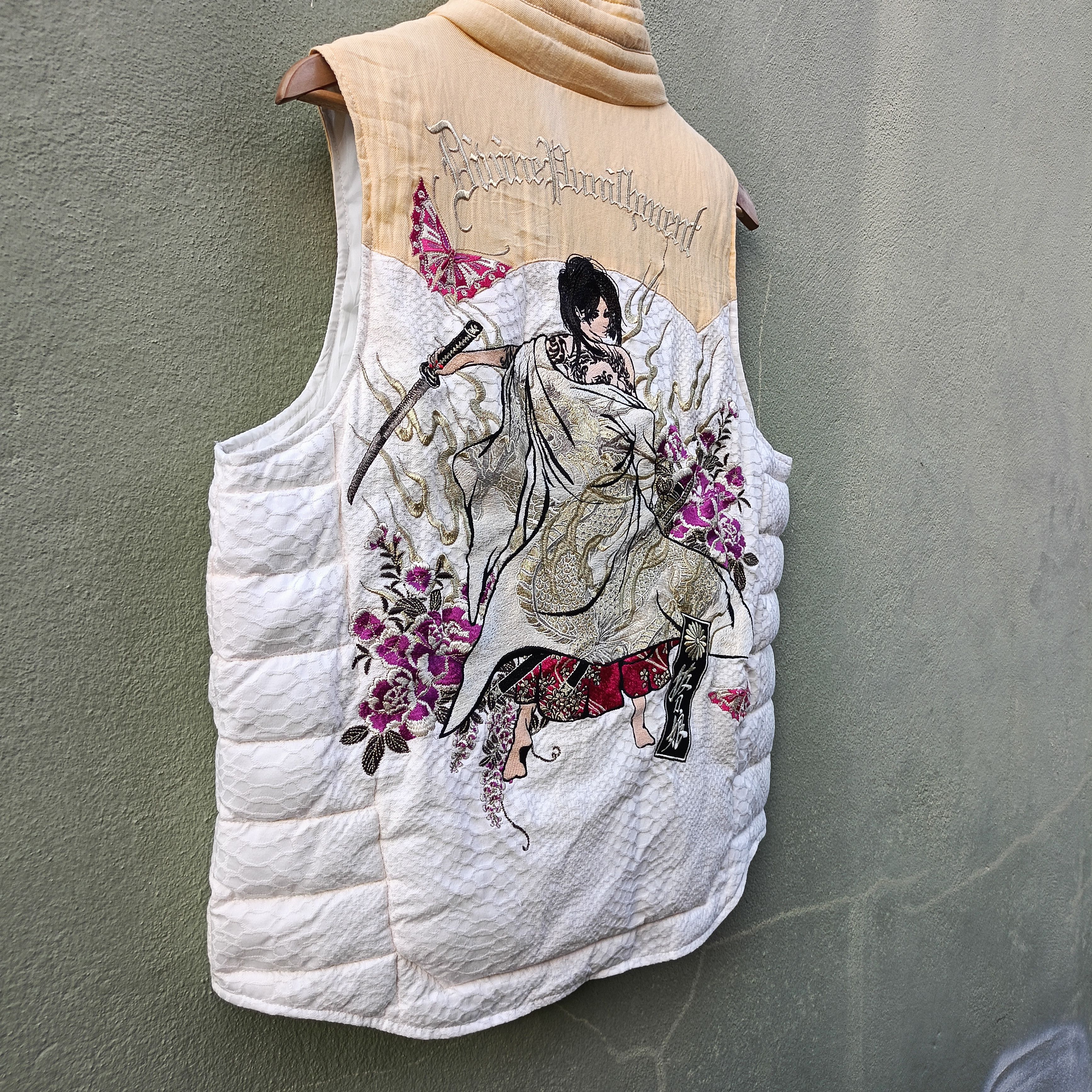 Japanese Brand Divine Retribution Puffer Vest Size M / US 6-8 / IT 42-44 - 2 Thumbnail