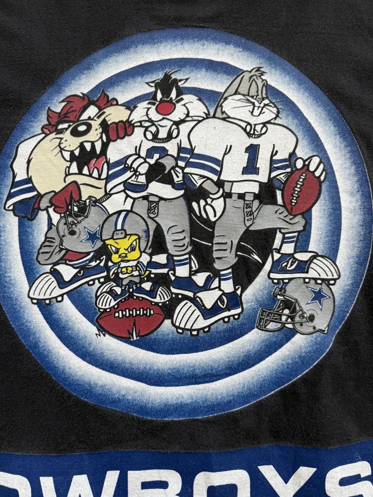 NFL Vintage ‘93 Dallas Cowboys Looney Tunes Long Sleeve Shirt Size L / US 10 / IT 46 - 3 Thumbnail