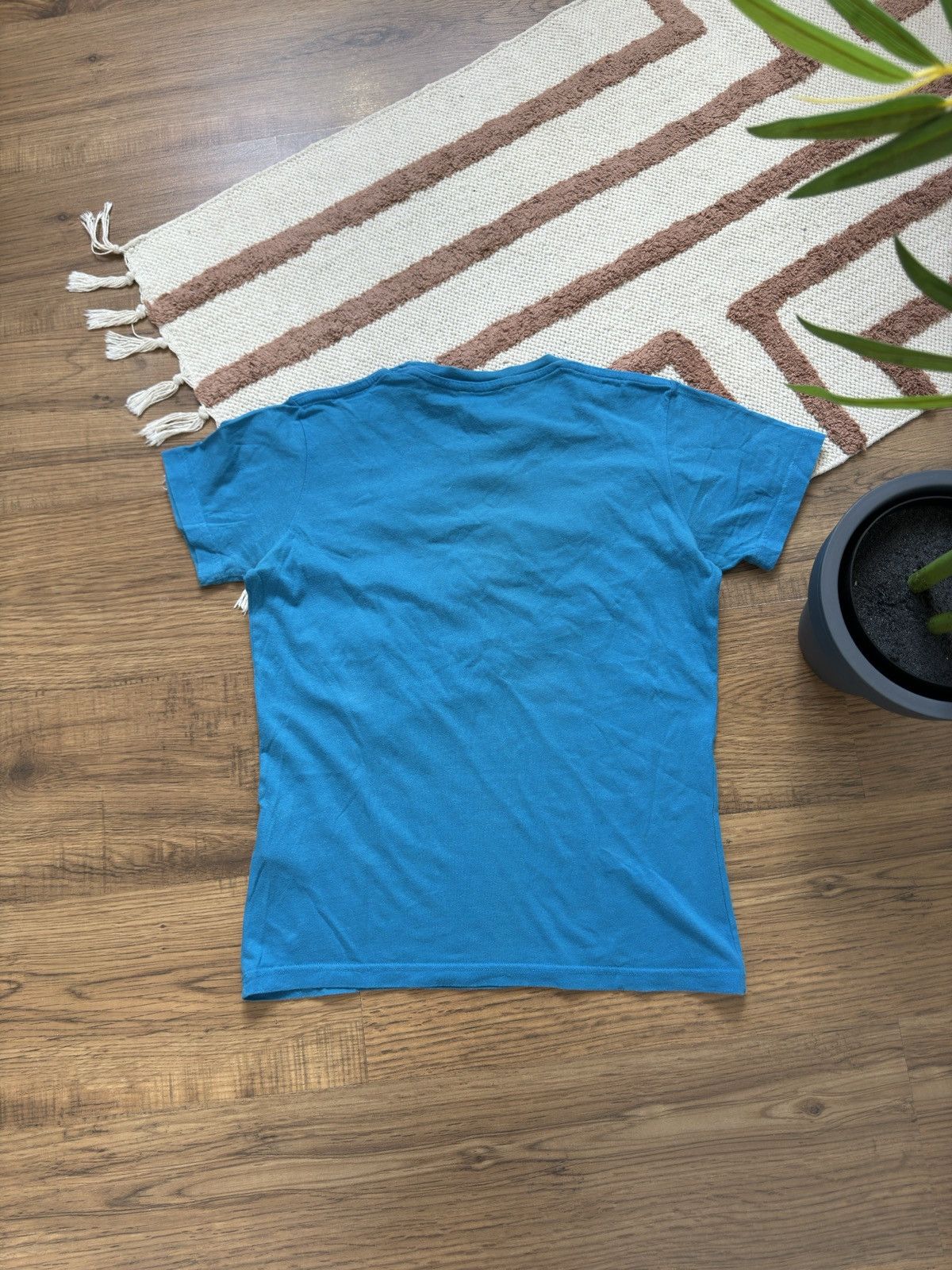 Diesel VINTAGE DIESEL 2000s BLUE TEE SHIRT Size S / US 4 / IT 40 - 6 Thumbnail