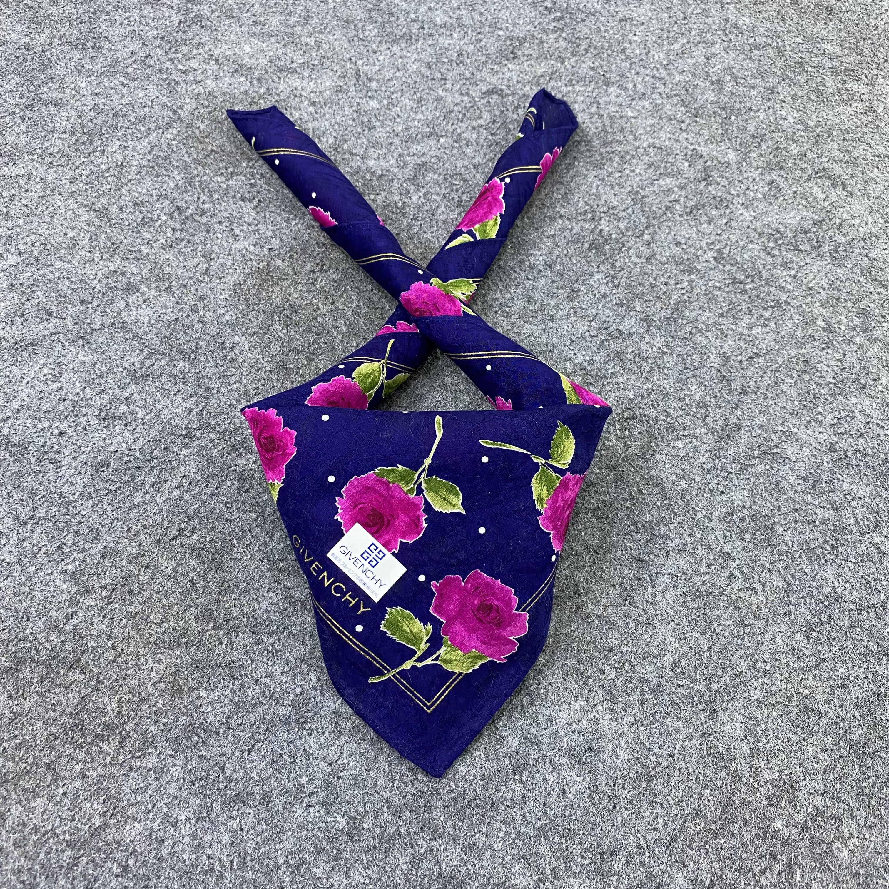 Givenchy Givenchy Handkerchief Neckerchief Bandana-B2014 Size ONE SIZE - 2 Thumbnail