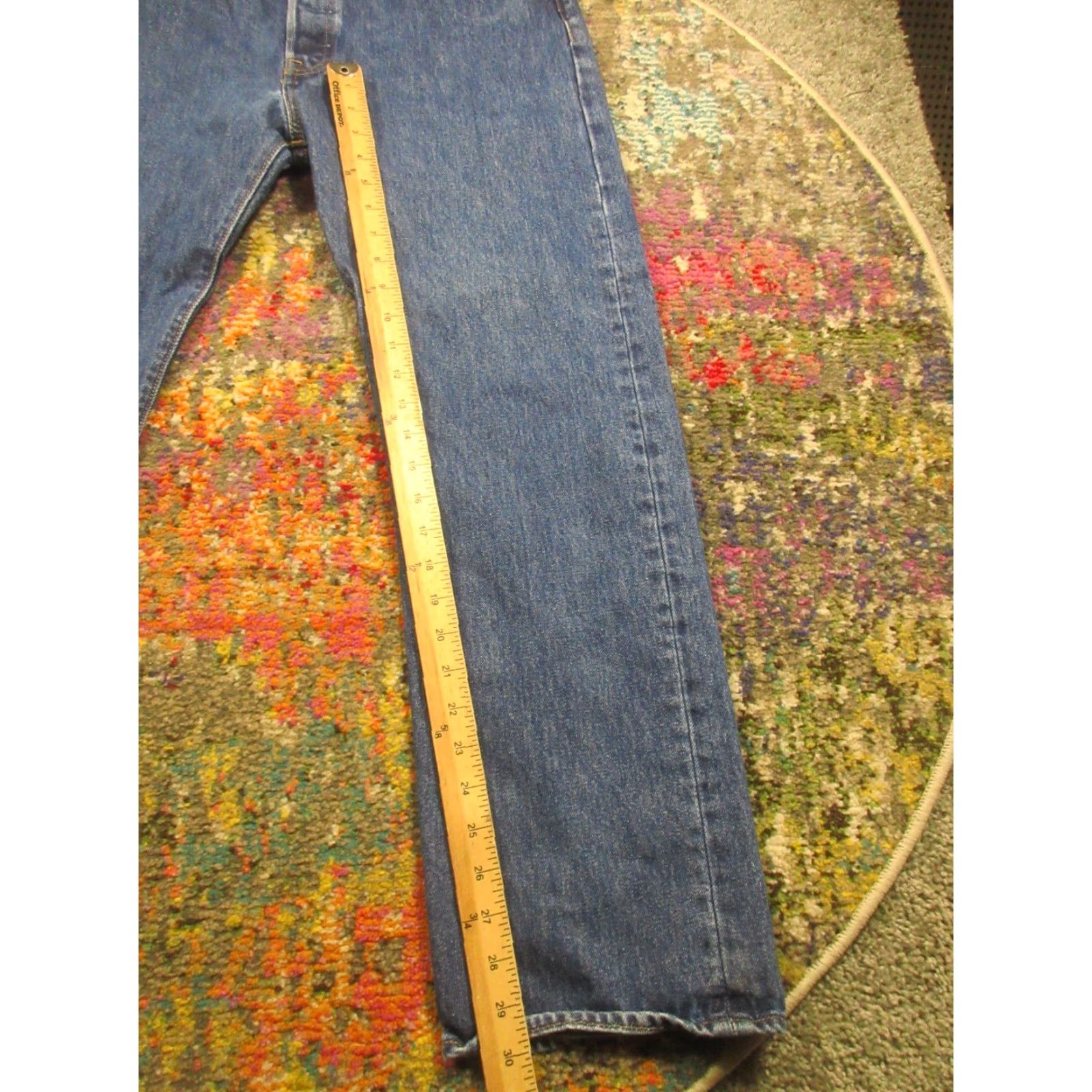 Levi's VINTAGE LEVI'S 501 Jeans 35x30 Mens Blue Denim Button Fly Straight Classic Fit 5-Pocket Mid Rise US 501 Series Size US 35 - 6 Thumbnail