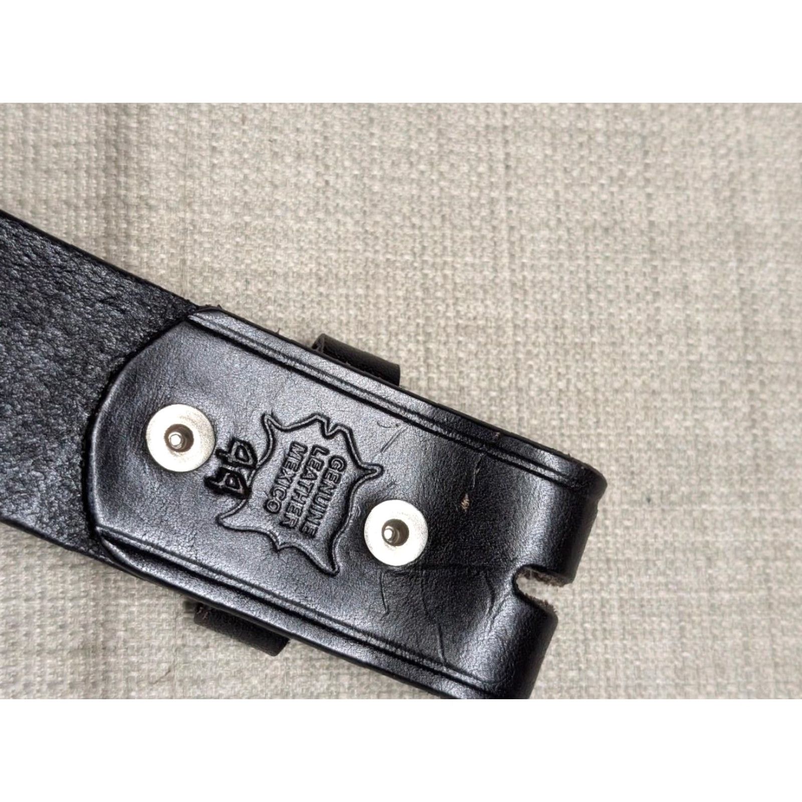Vintage VINTAGE handcrafted western belt EAGLE buckle 42 belt Men Cowhide Leather Tooled Studded 1-1/2" Width Black 1980's Mens Size 42 - 7 Thumbnail