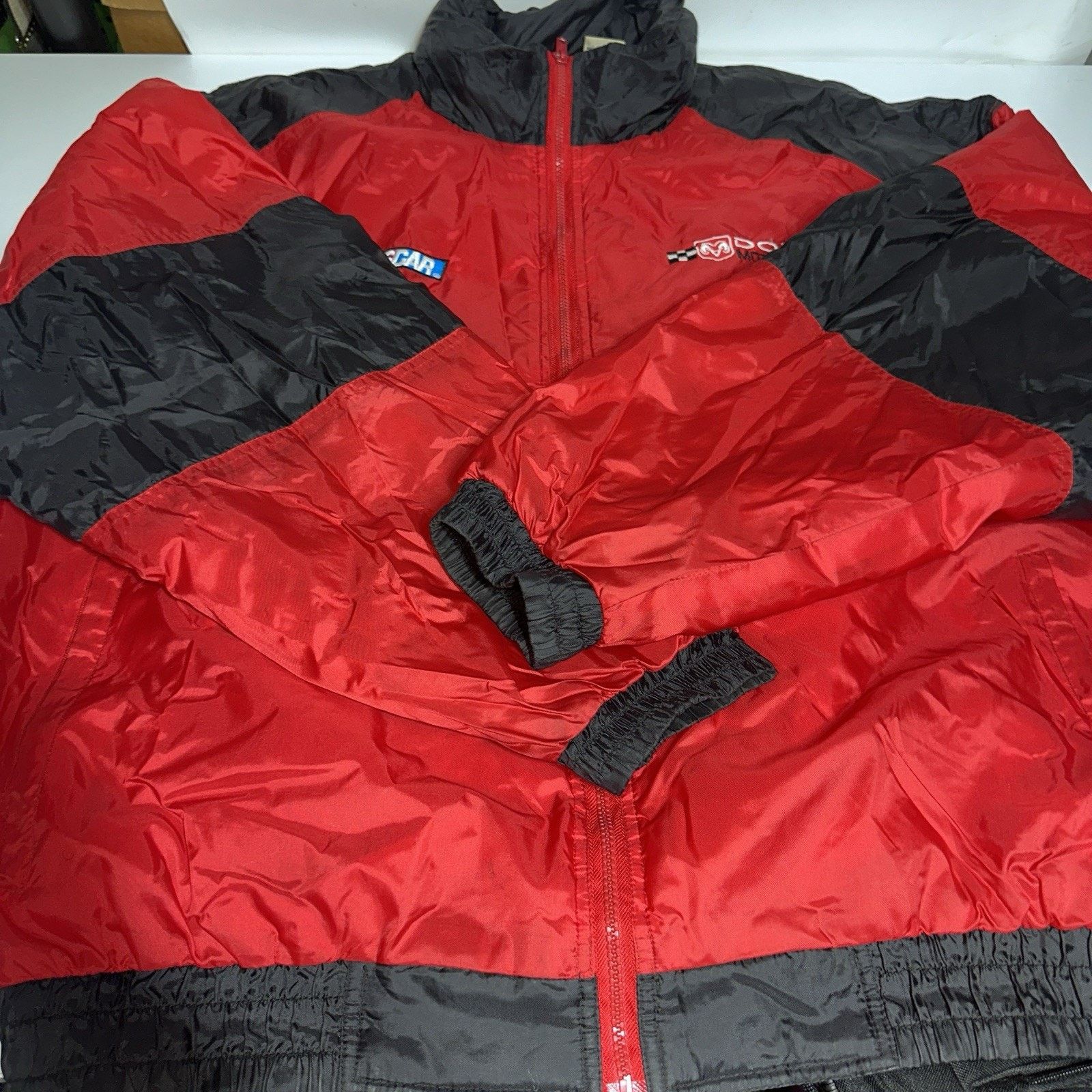 NASCAR Dodge Motorsports NASCAR Jacket Mens XL Red Windbreaker Size US XL / EU 56 / 4 - 14 Thumbnail