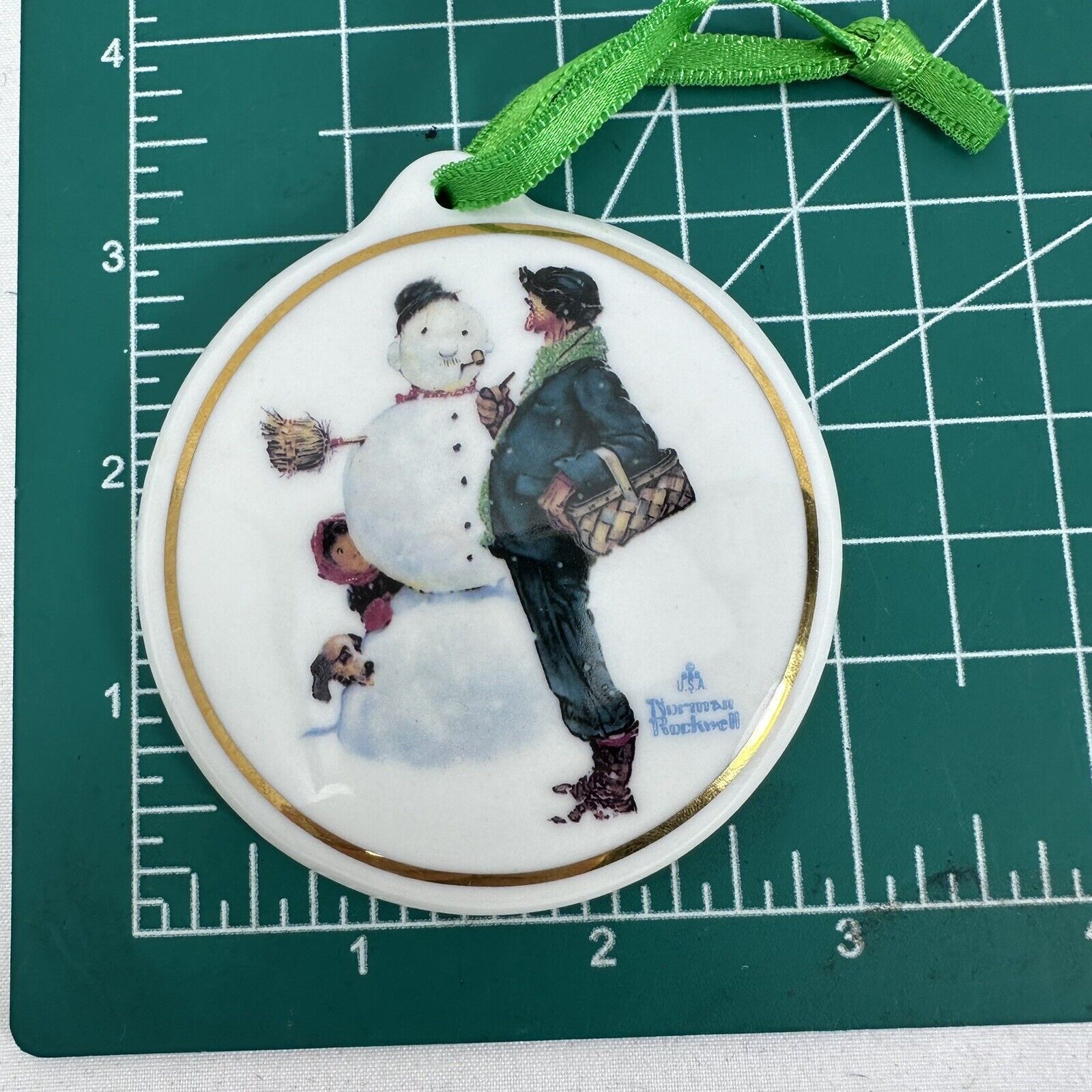 Other Norman Rockwell Ornament "Snow Sculpturing" Porcelain 1950 Size ONE SIZE - 3 Thumbnail