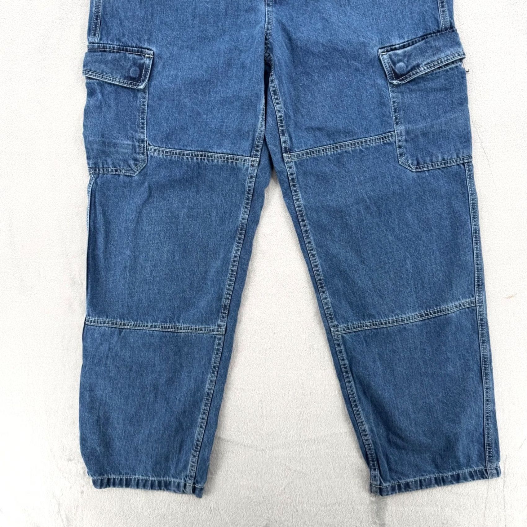 Empyre Empyre Jeans Cargo Cargo Pocket Jeans Medium Wash Blue Denim Skate Pants Men 34 Denim Wide-Leg Relaxed 5-Pocket Zip Button Mens Size 24" / US 00 / IT 34 - 4 Thumbnail