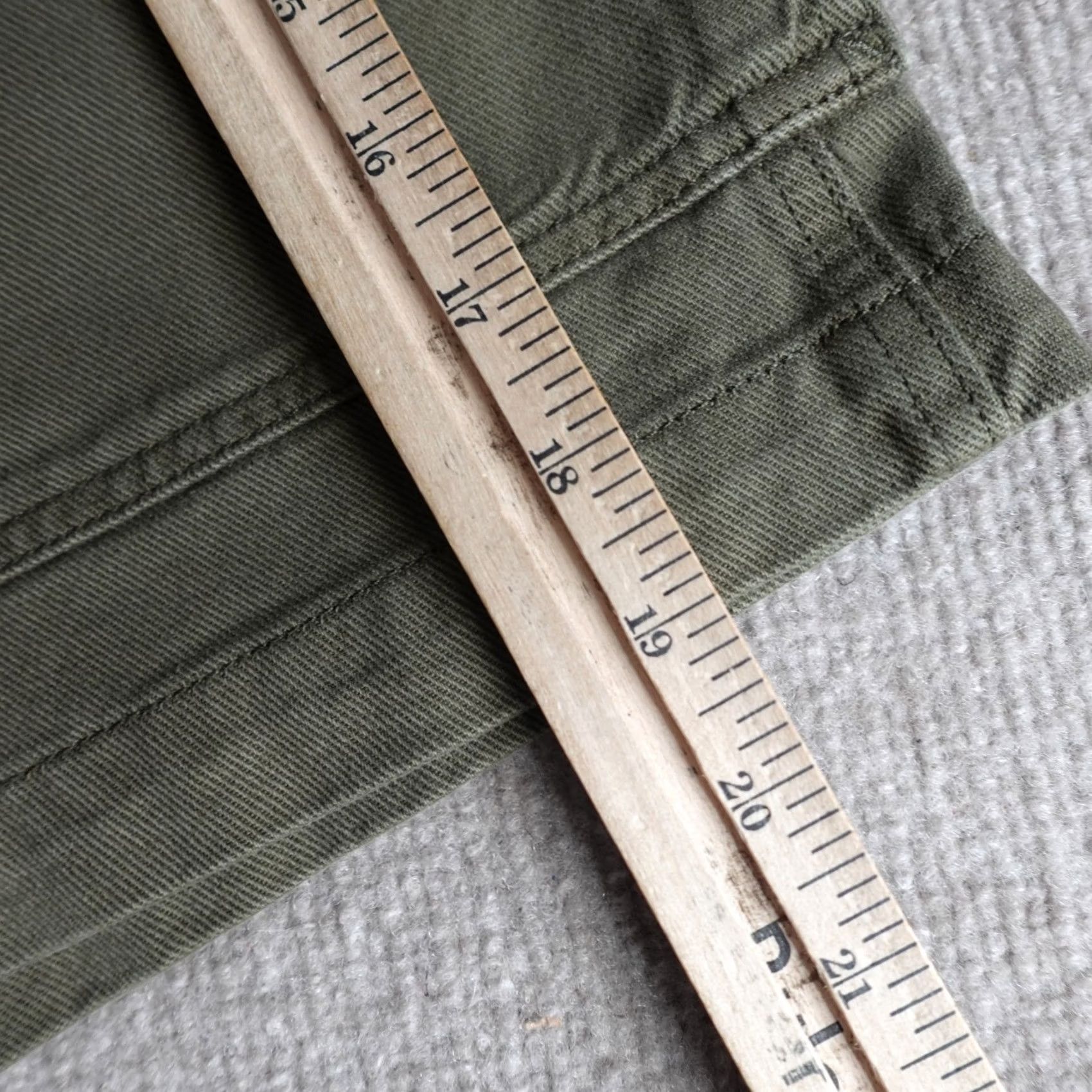 TNA TNA Womens Shorts Cargo 10 Green Olive Army Denim Cotton Blend Casual Shorts Womens Regular XS? No (Error: do not include extra words) Size 32" / US 10 / IT 46 - 7 Thumbnail