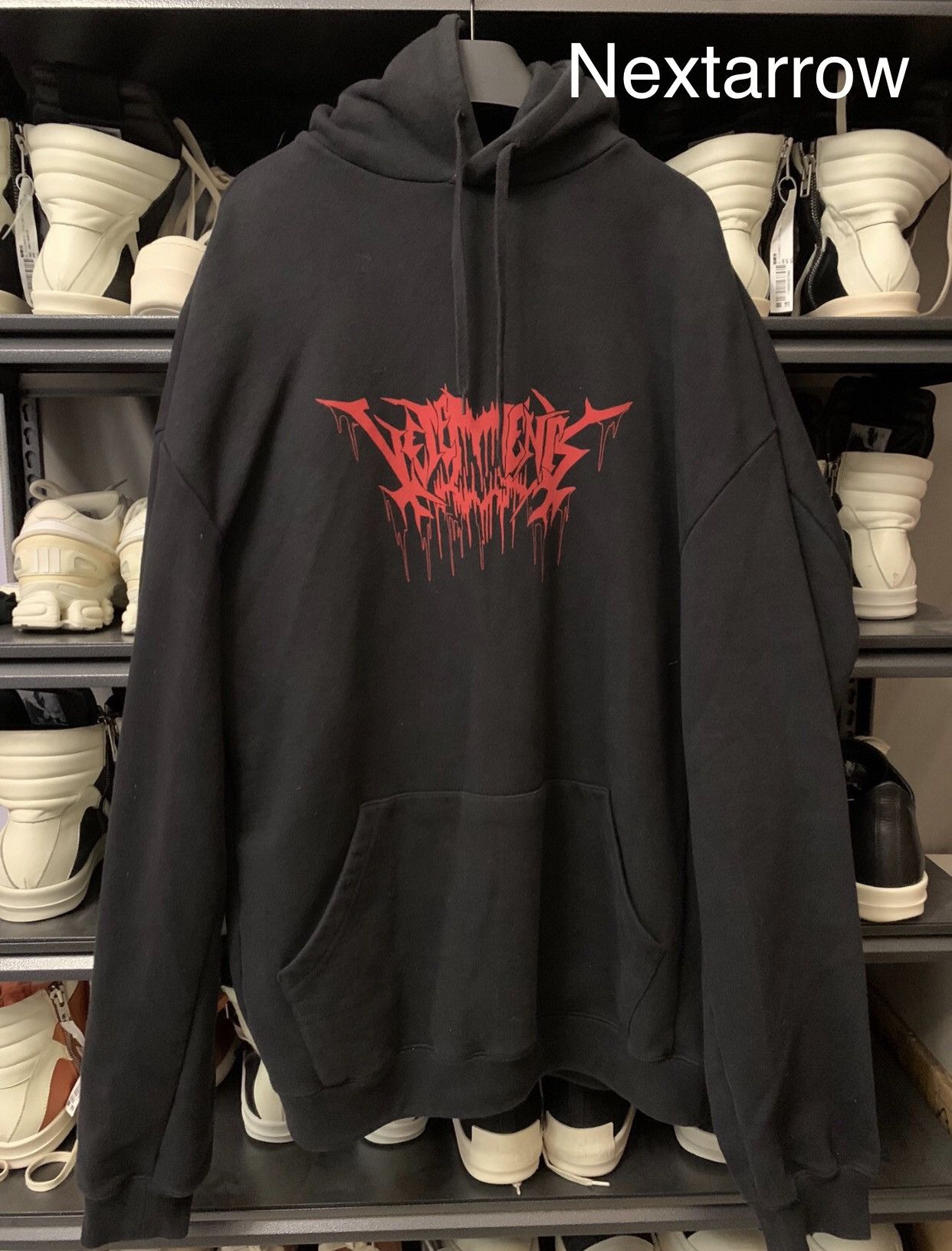 Vetements Vetements 18ss blood drop Sanskrit thick sweatshirt 2412- Size US XS / EU 42 / 0 - 1 Thumbnail