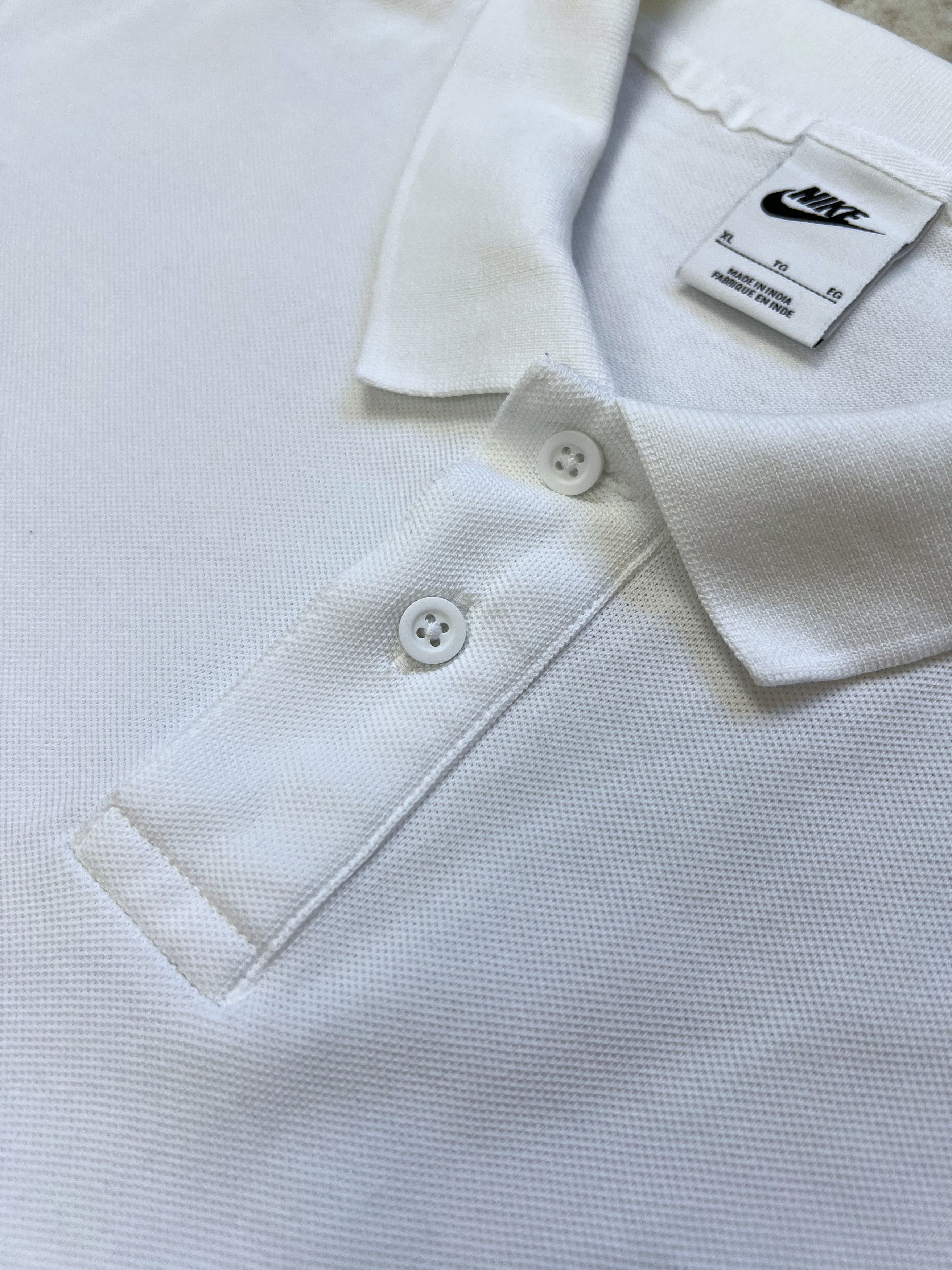 Nike Nike White Polo Shirt XL – Swoosh Embroidered Logo Size US XL / EU 56 / 4 - 3 Thumbnail
