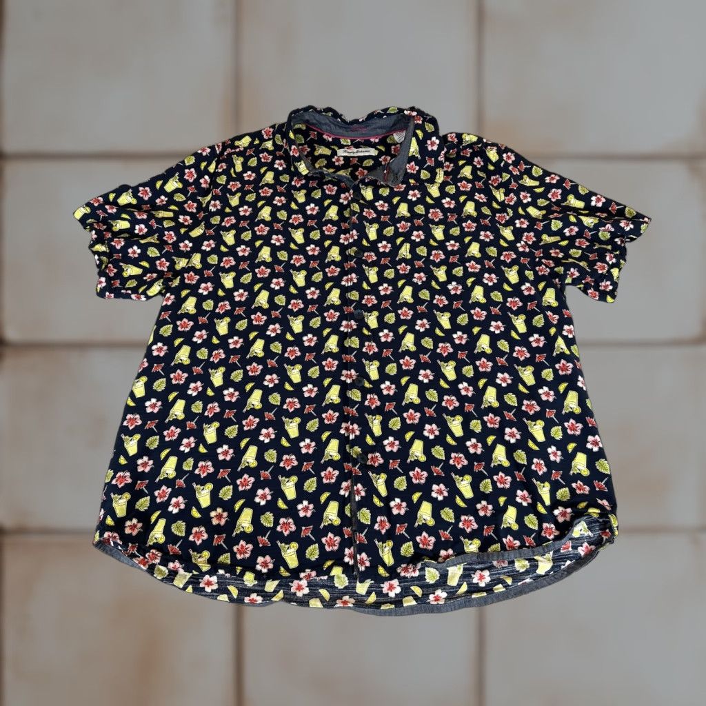 Tommy Bahama VINTAGE Tommy Bahama Shirt Mens XL Blue Hawaiian Cocktail Aloha Print Rayon Camp Button Up Short Sleeve Collared Size US XL / EU 56 / 4 - 1 Thumbnail