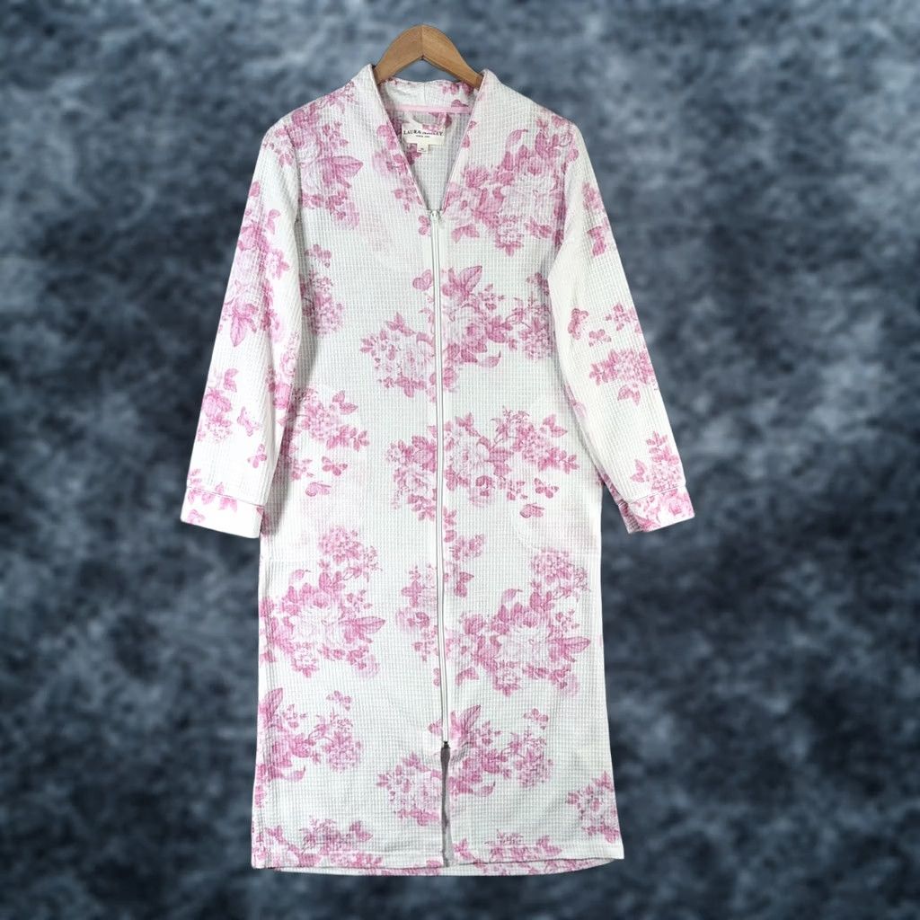 Laura Ashley Laura Ashley Robe Women's Medium Floral Zip Long Sleeve Pockets Waffle Knit Pink Sleeper Kimono Style Vintage: No Size M / US 6-8 / IT 42-44 - 1 Thumbnail