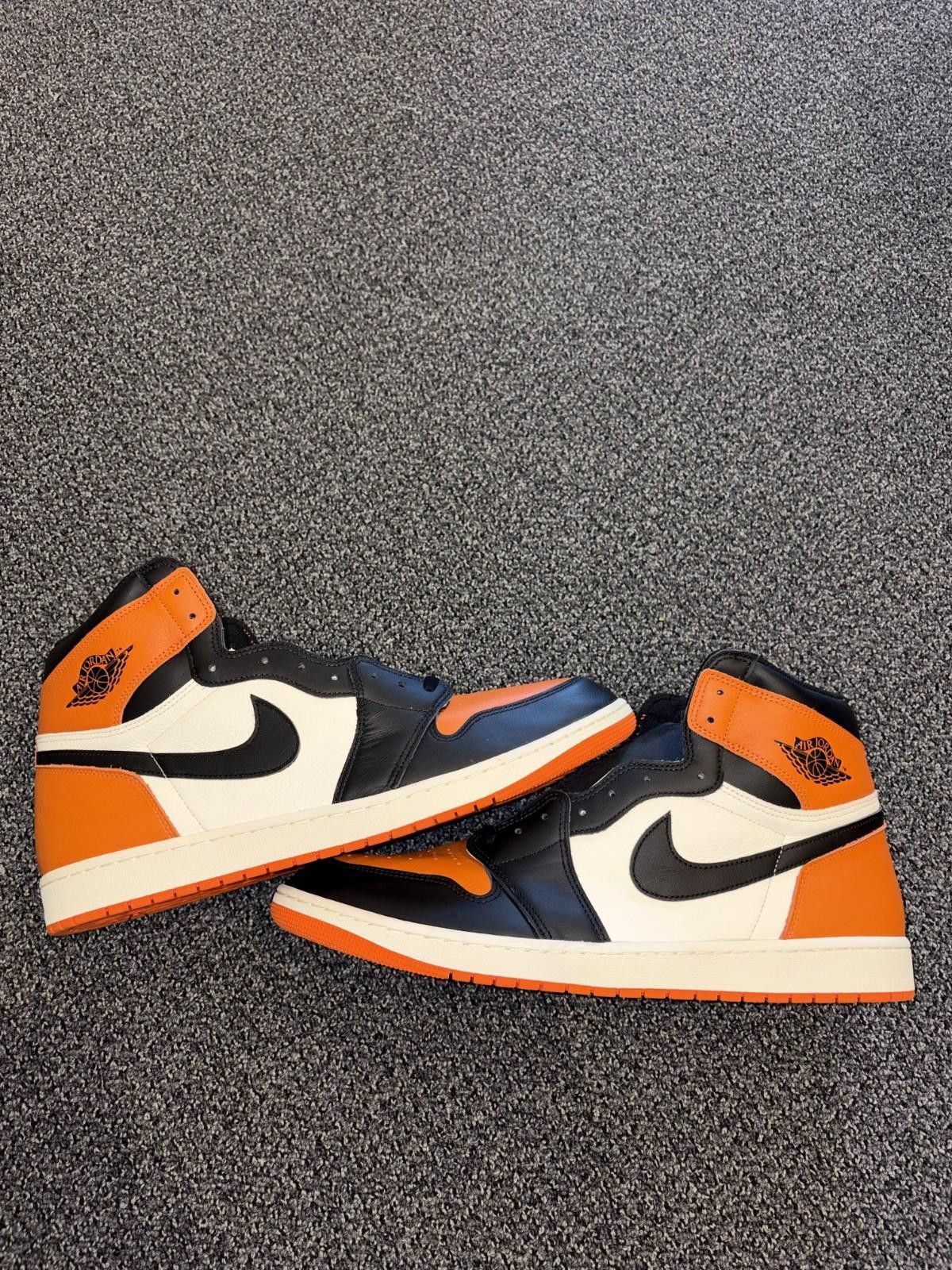 Jordan Brand Size 18 - Air Jordan 1 Shattered Backboard (2025) Size US 15 / EU 48 - 1 Thumbnail