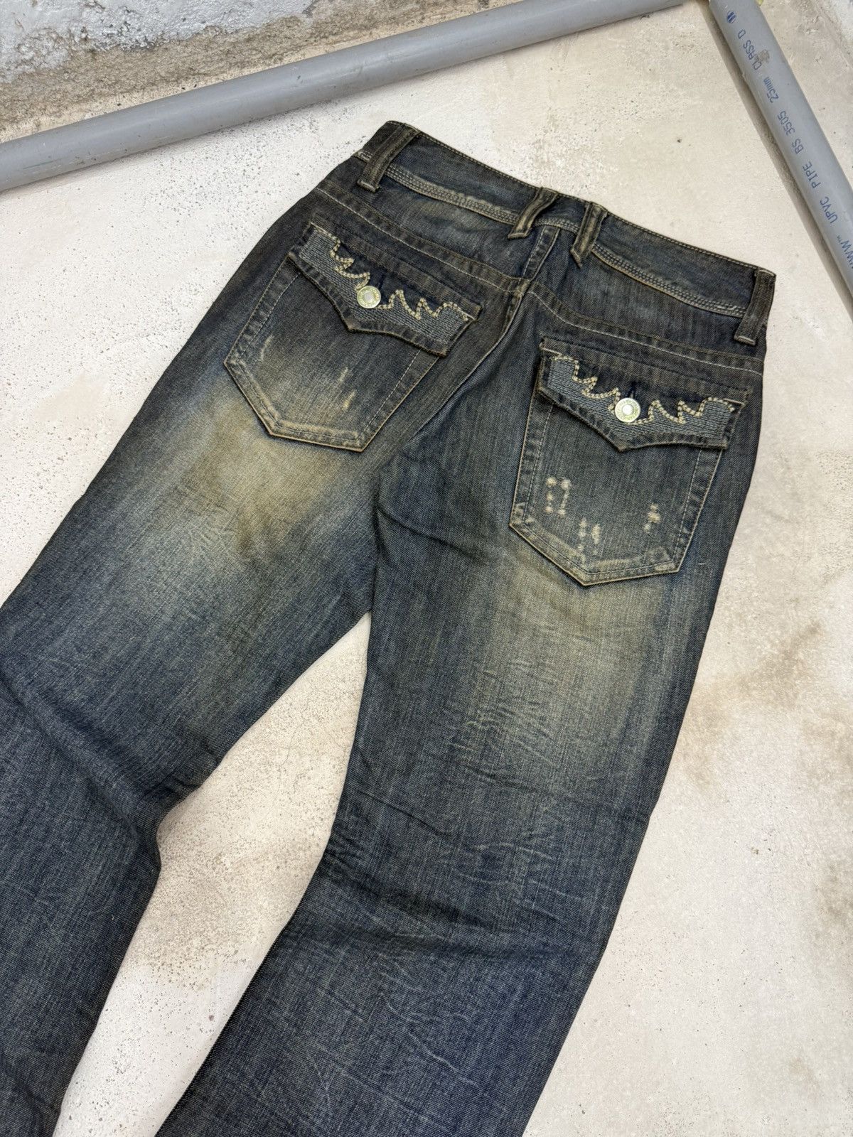 If Six Was Nine Ikka Japan Tribal Embroidered Muddy Wash Flared Denim Jeans Size US 29 - 12 Thumbnail