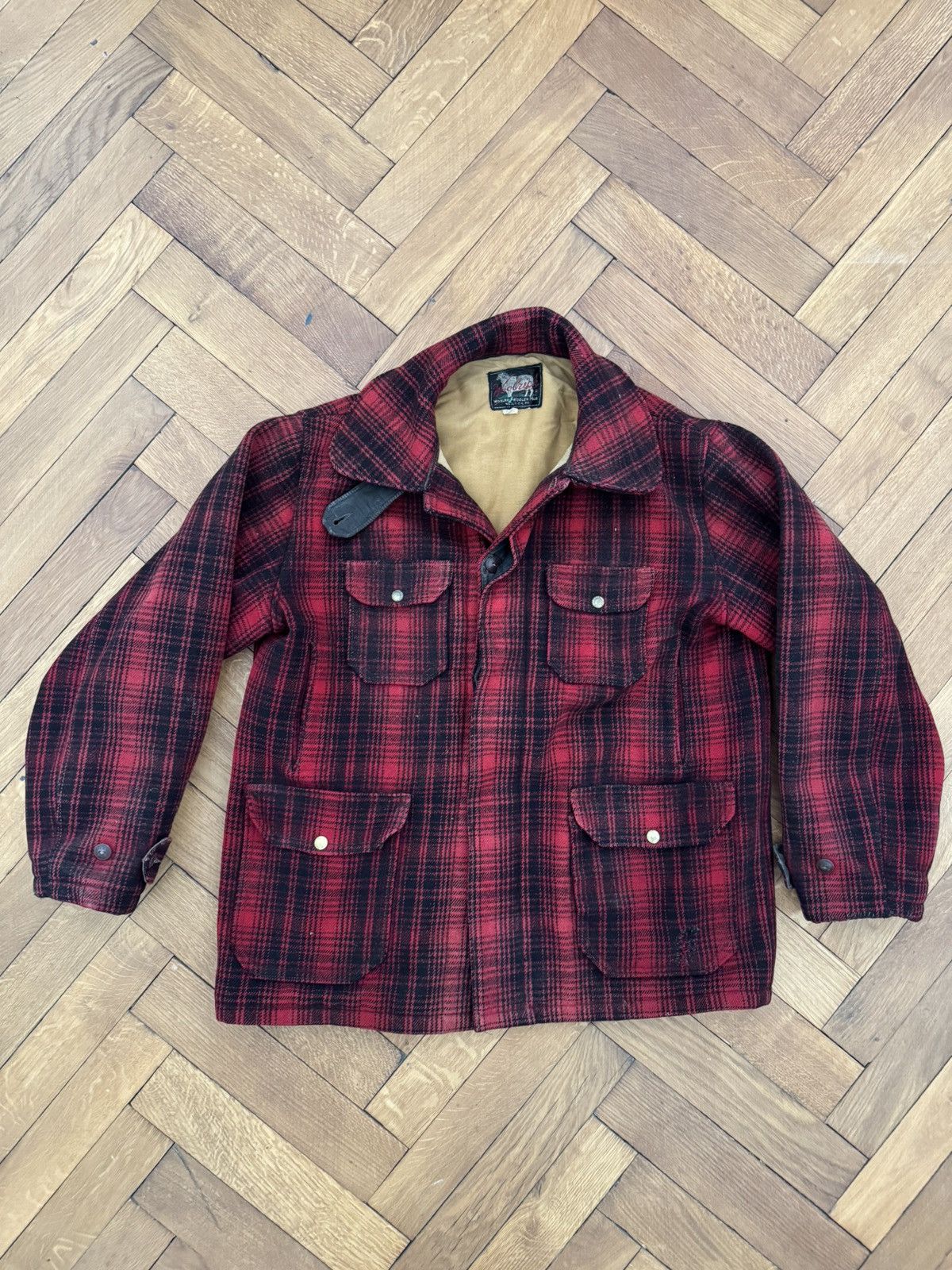 Woolrich Woolen Mills Vintage Woolrich Red Plaid Wool Coat - Fits Large Size US L / EU 52-54 / 3 - 1 Thumbnail