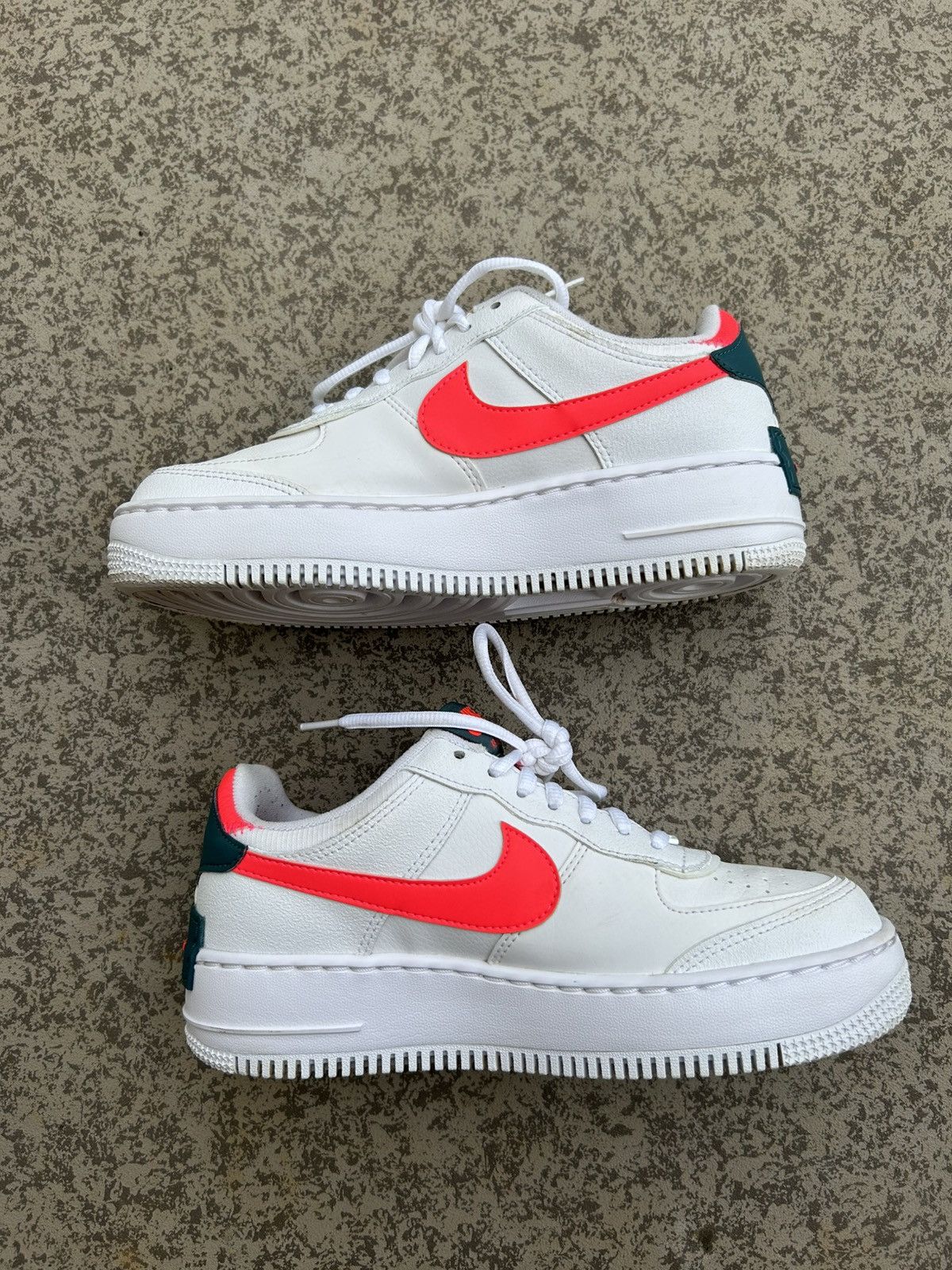 Nike Nike Air Force 1 Shadow White/Solar Red Size US 7.5 / EU 40-41 - 2 Thumbnail