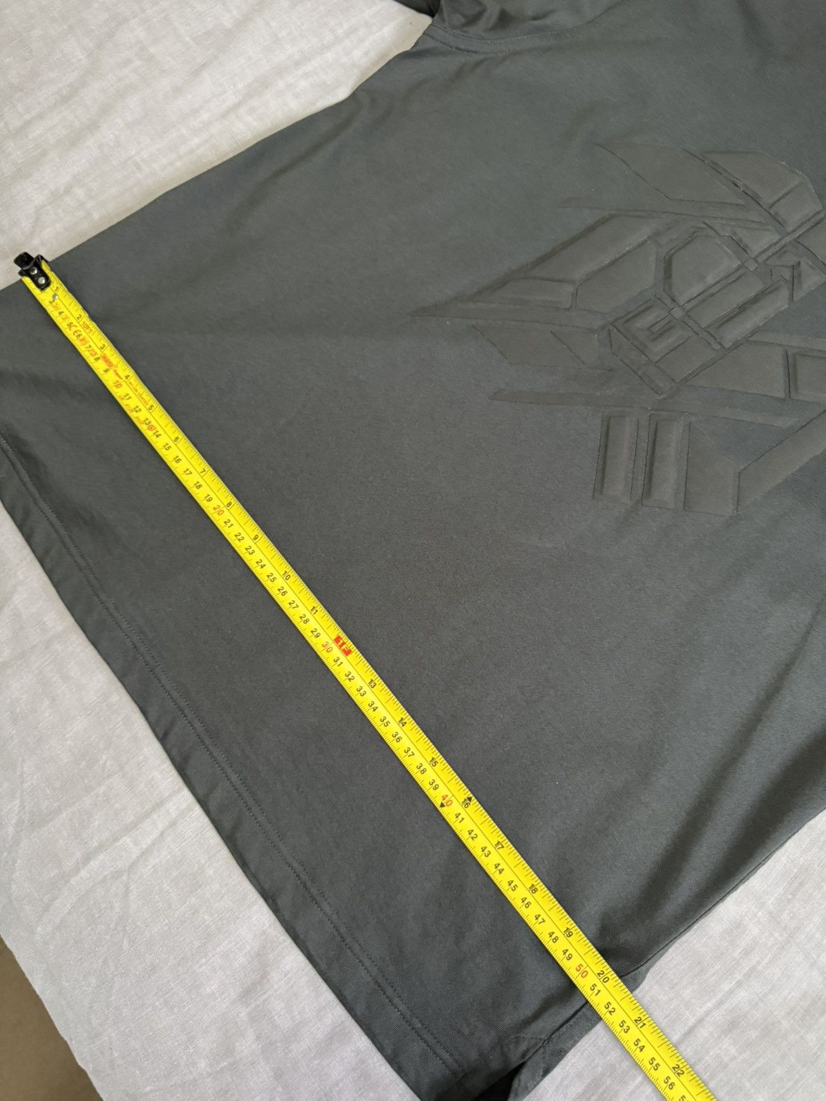 Hermes HERMES tshirt STUDY sizes in photos SHOWN BY TAPE MEASURE Size US M / EU 48-50 / 2 - 10 Thumbnail