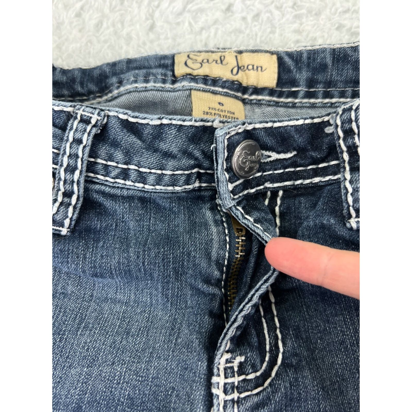 Vintage Earl Jean Pants Women 6 Blue Denim Bootcut Low Rise Bling Embroidered Stretch Size 28" / US 6 / IT 42 - 5 Thumbnail
