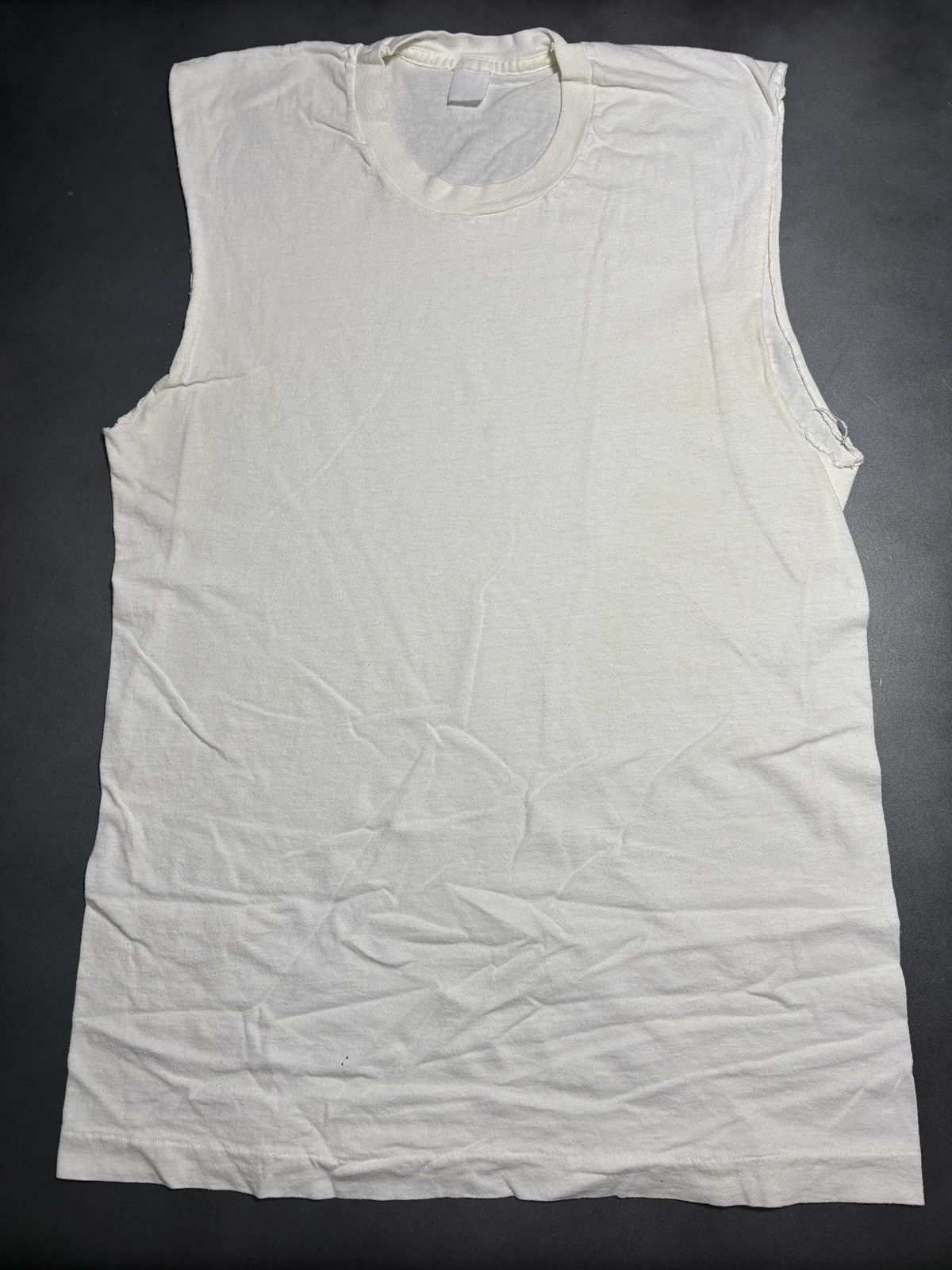 Vintage Vintage Sleeveless Tee Blank Tank Top Thrashed 90s 80s Work Size US M / EU 48-50 / 2 - 6 Thumbnail