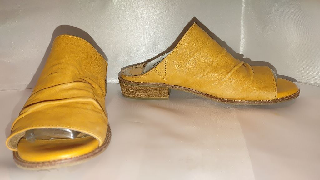Soffe Sofft Nessa Leather Slide on Mimosa Size 8.5M Size US 8.5 / IT 38.5 - 6 Thumbnail