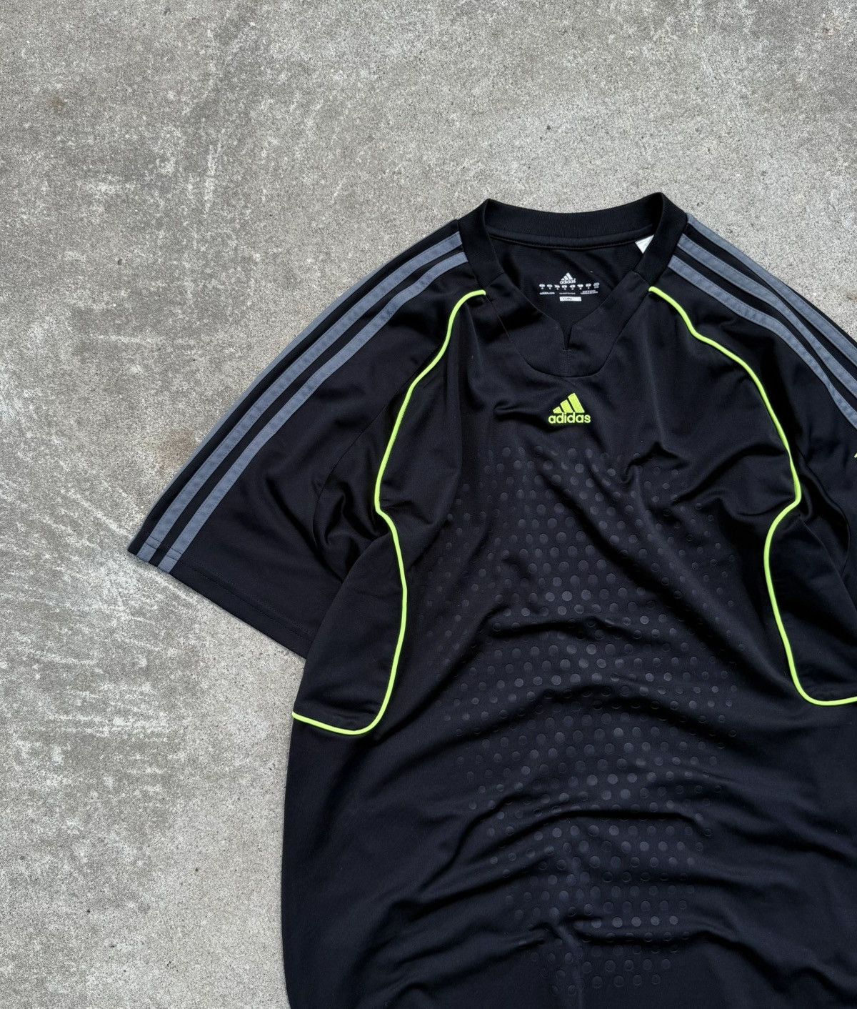 Other Vintage Adidas y2k rare sportswear streetwear t-shirt Size US M / EU 48-50 / 2 - 9 Thumbnail