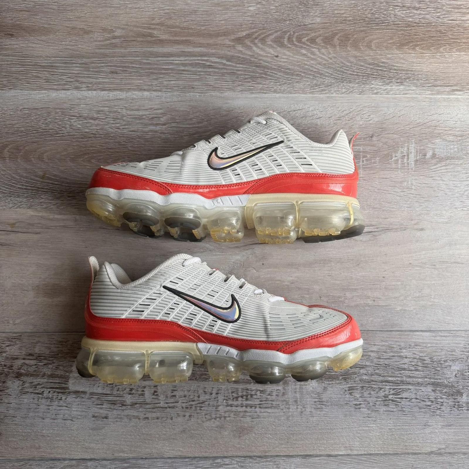 Nike NIKE • Air VaporMax 360 "OG Grey Red" (13M) Size US 13 / EU 46 - 3 Thumbnail
