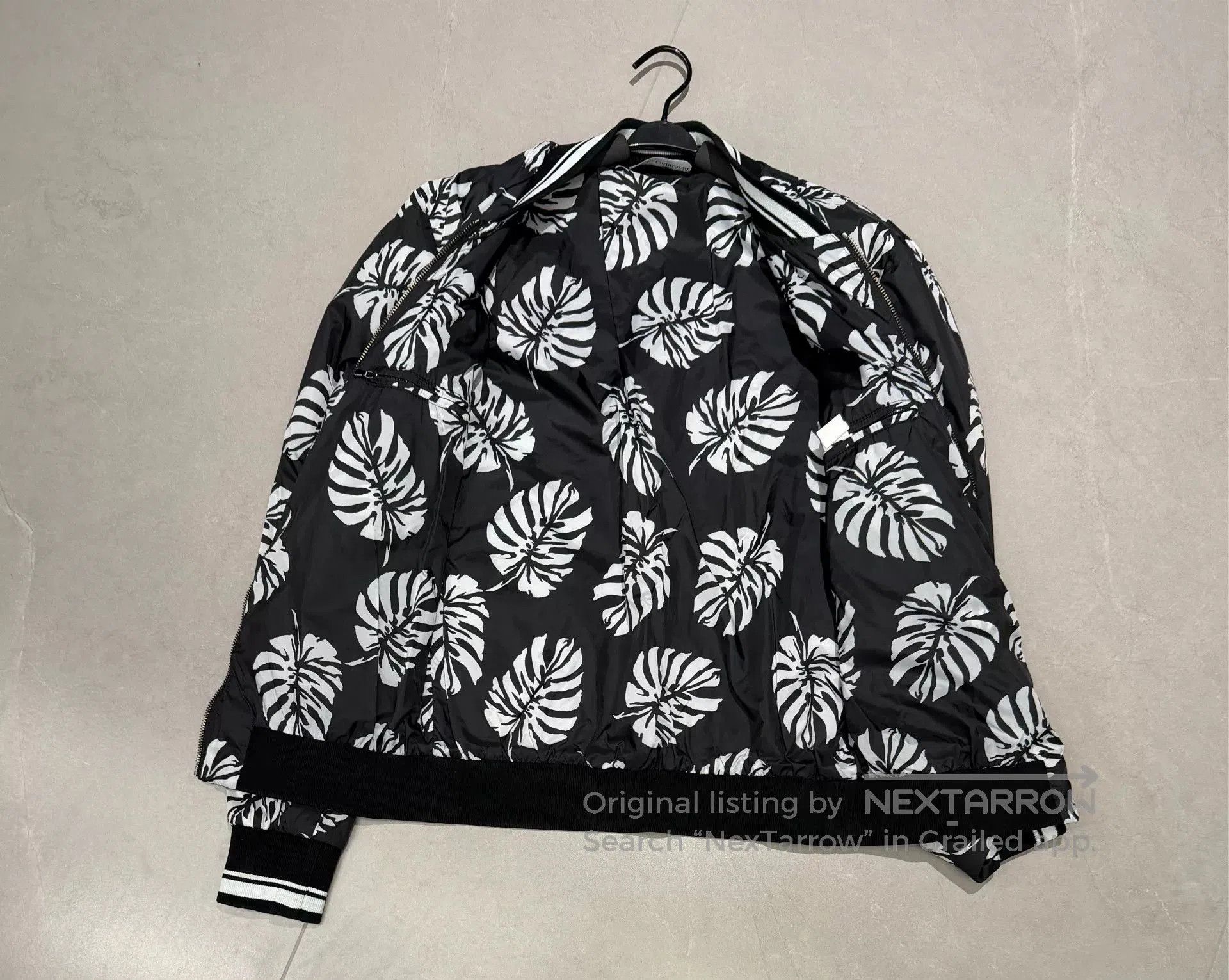 Dolce & Gabbana Dolce & Gabbana Runway Banana Leaf Print Jacket. Size US S / EU 44-46 / 1 - 4 Thumbnail