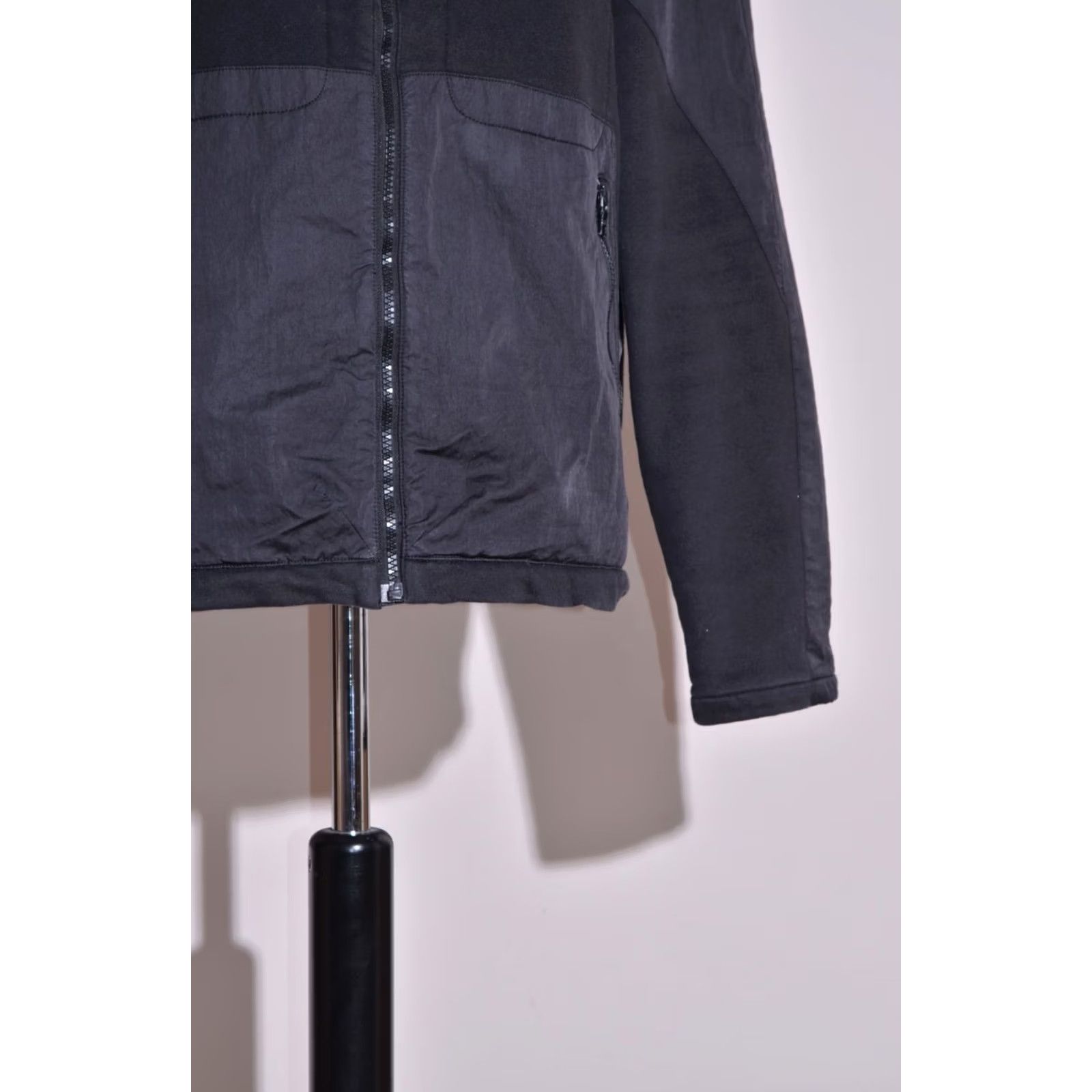 Armani Exchange Armani Exchange Jacket Mens Black Full Zip Pockets XL Regular Cotton Blend Outer Shell Zip Front Pocket Mens XL Black Jacket Size US XL / EU 56 / 4 - 5 Thumbnail