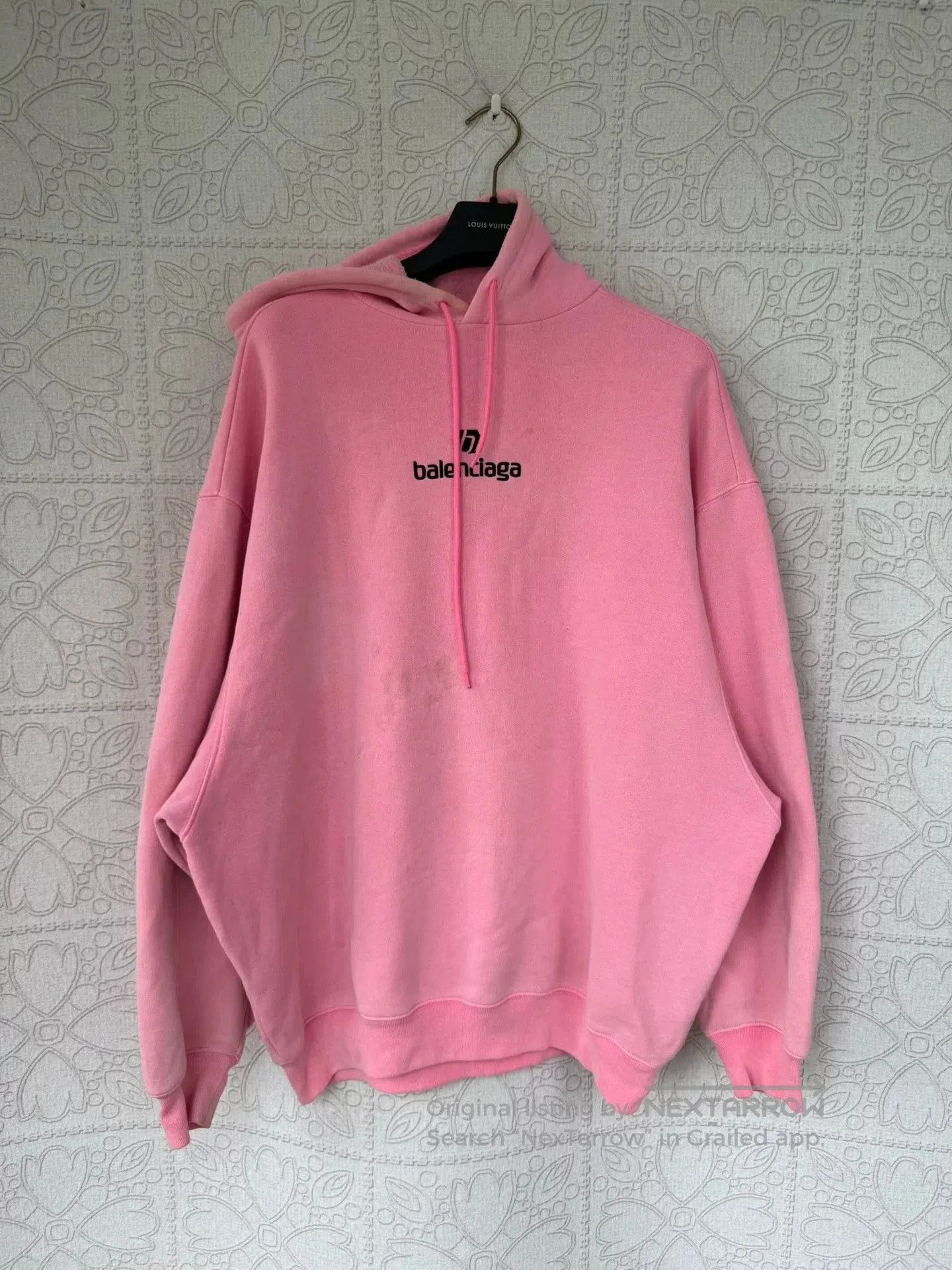 Balenciaga balenciaga pink embroidered hoodie size xs. Size XS / US 0-2 / IT 36-38 - 1 Thumbnail