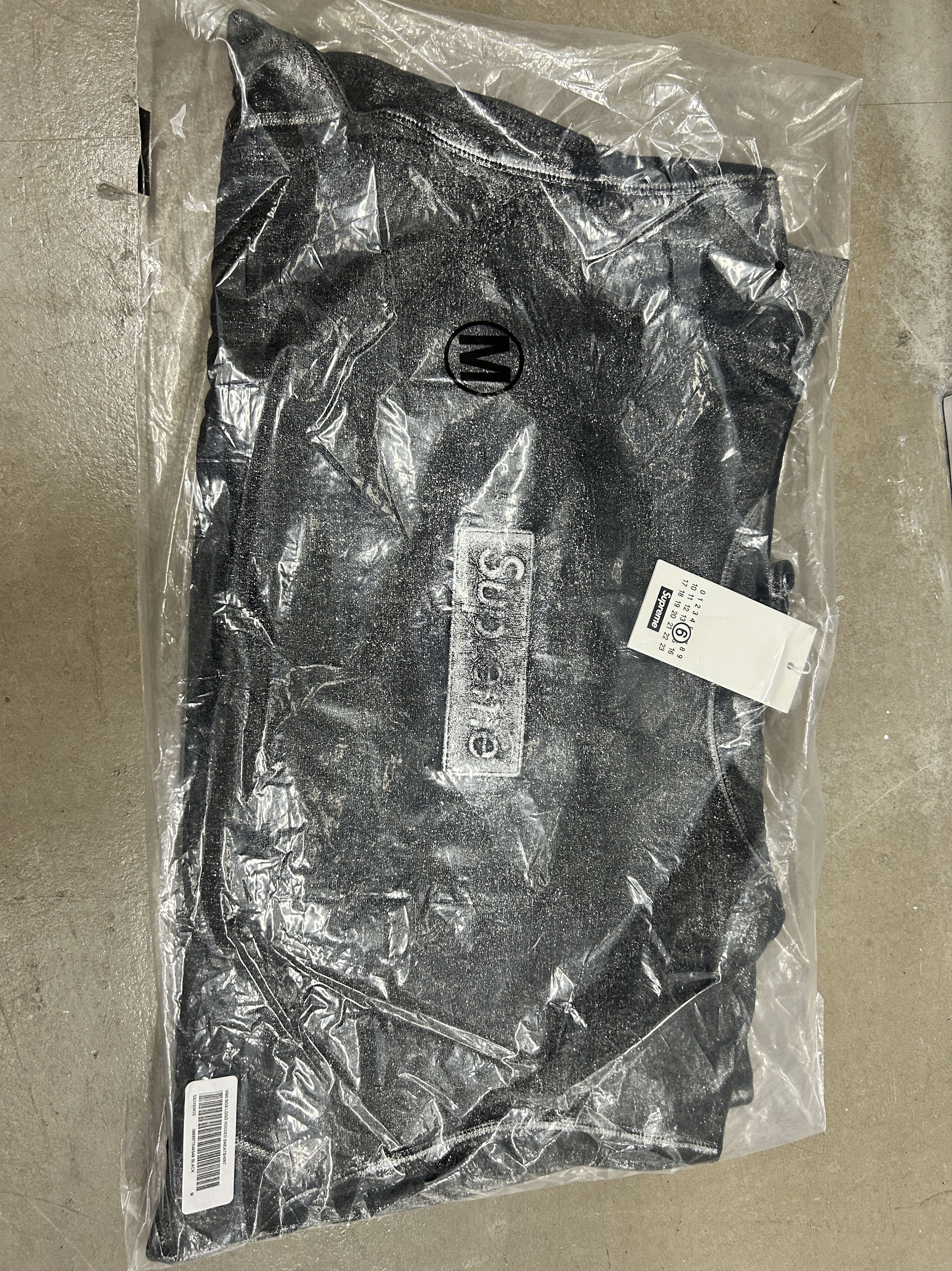 Maison Margiela × Supreme MM6 Maison Margiela Foil Box Logo Hooded Sweatshirt Size US M / EU 48-50 / 2 - 13 Thumbnail