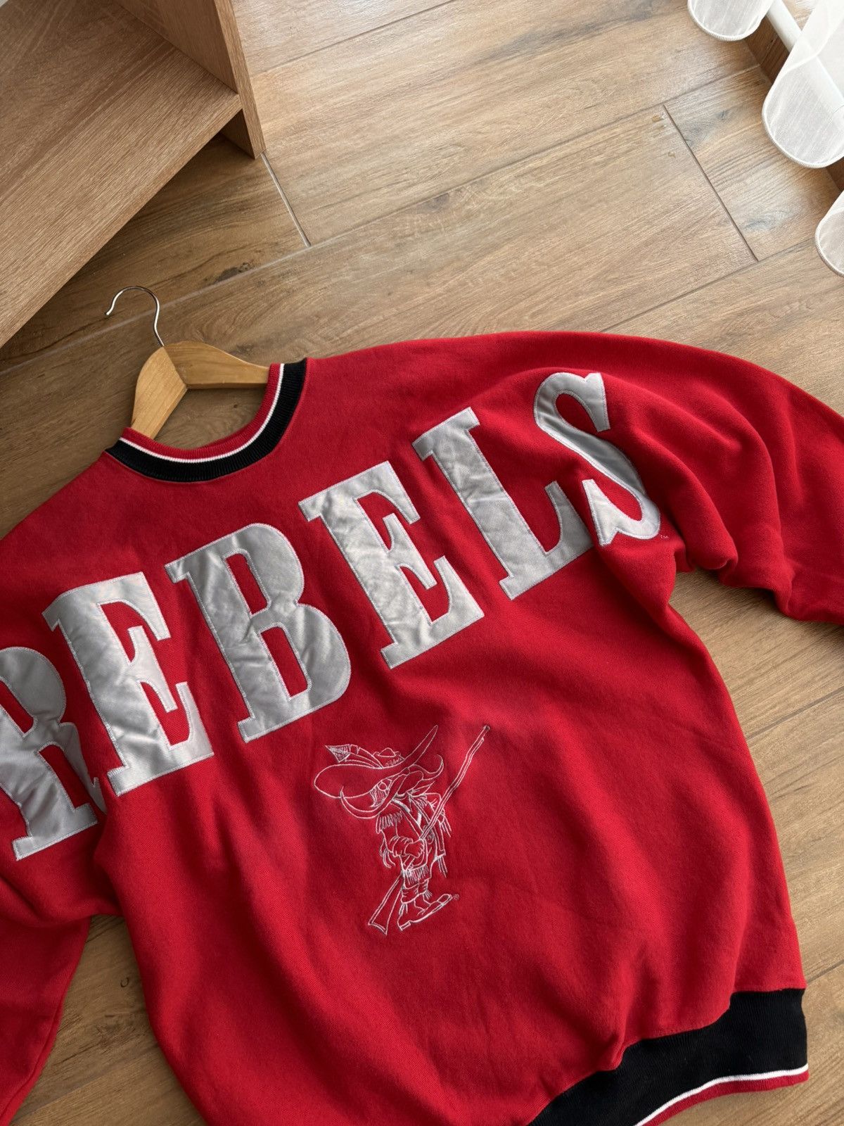 NHL × Vintage Vintage Rebels Red Druid Hockey by Legends Logo Sweatshirt Size US M / EU 48-50 / 2 - 4 Thumbnail