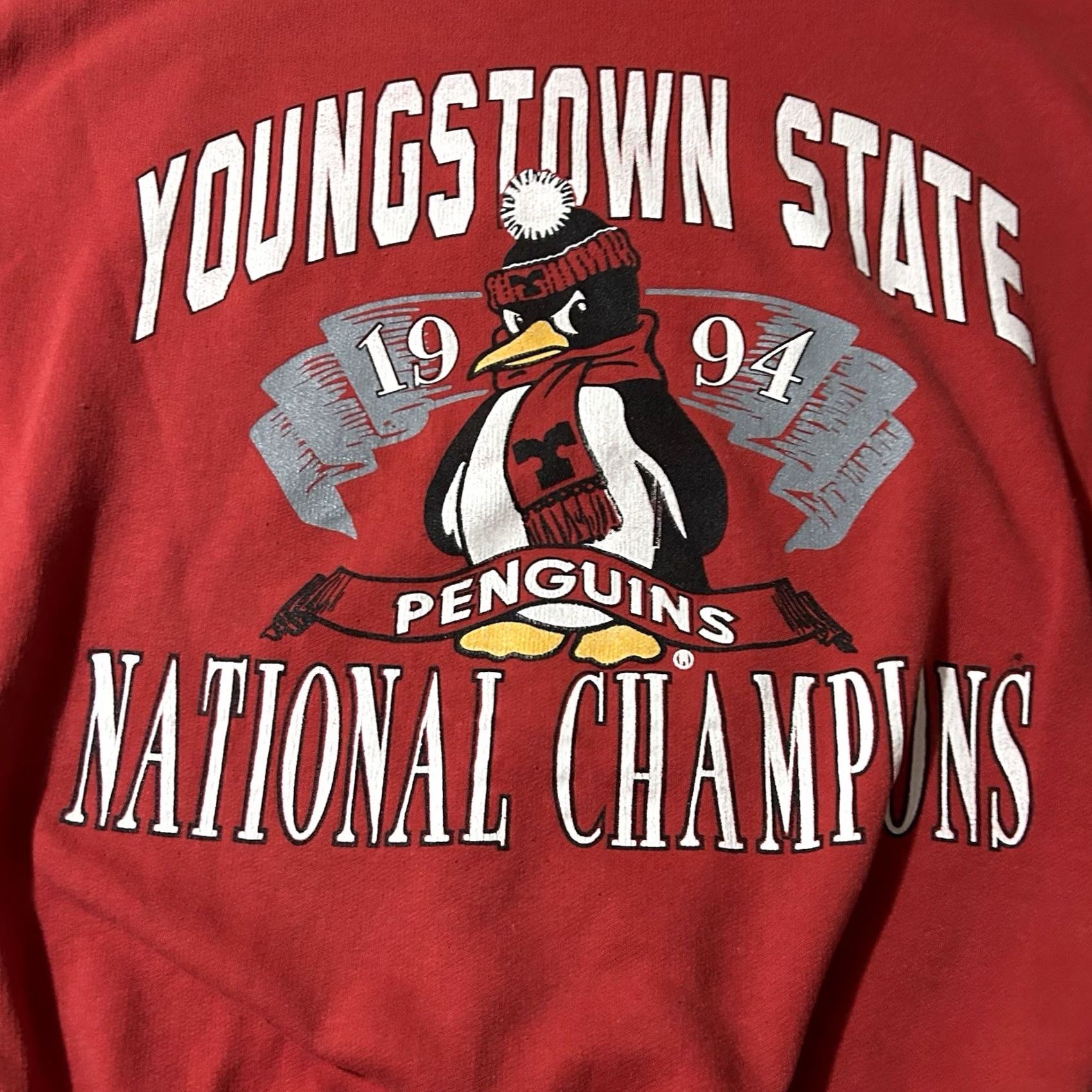 Vintage VINTAGE Youngstown State Penguins 1994 Nationals Champs Sweatshirt XL Red Mens 90s Pullover Size US XL / EU 56 / 4 - 2 Thumbnail