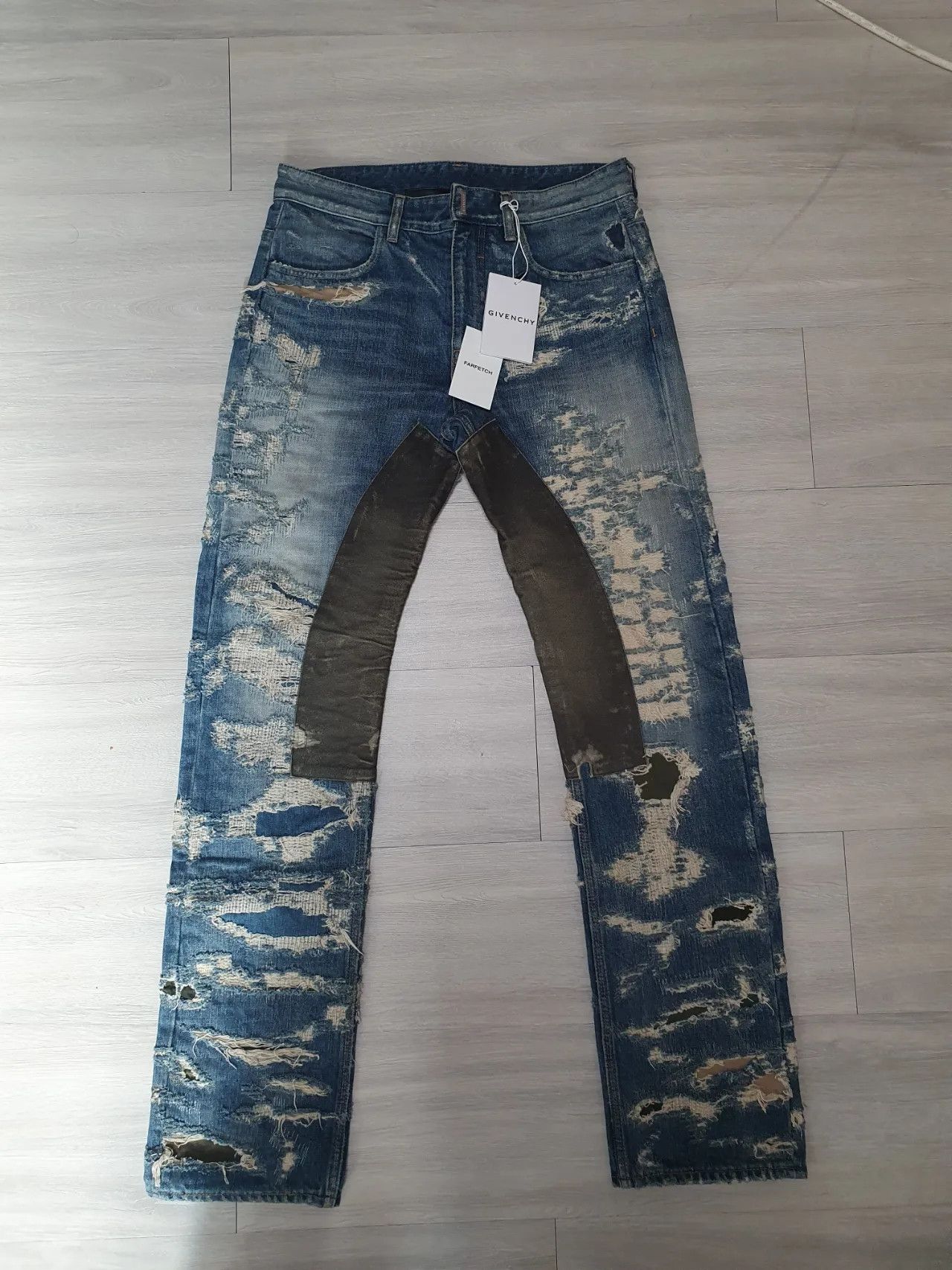 Givenchy moleskin distressed jeans Og