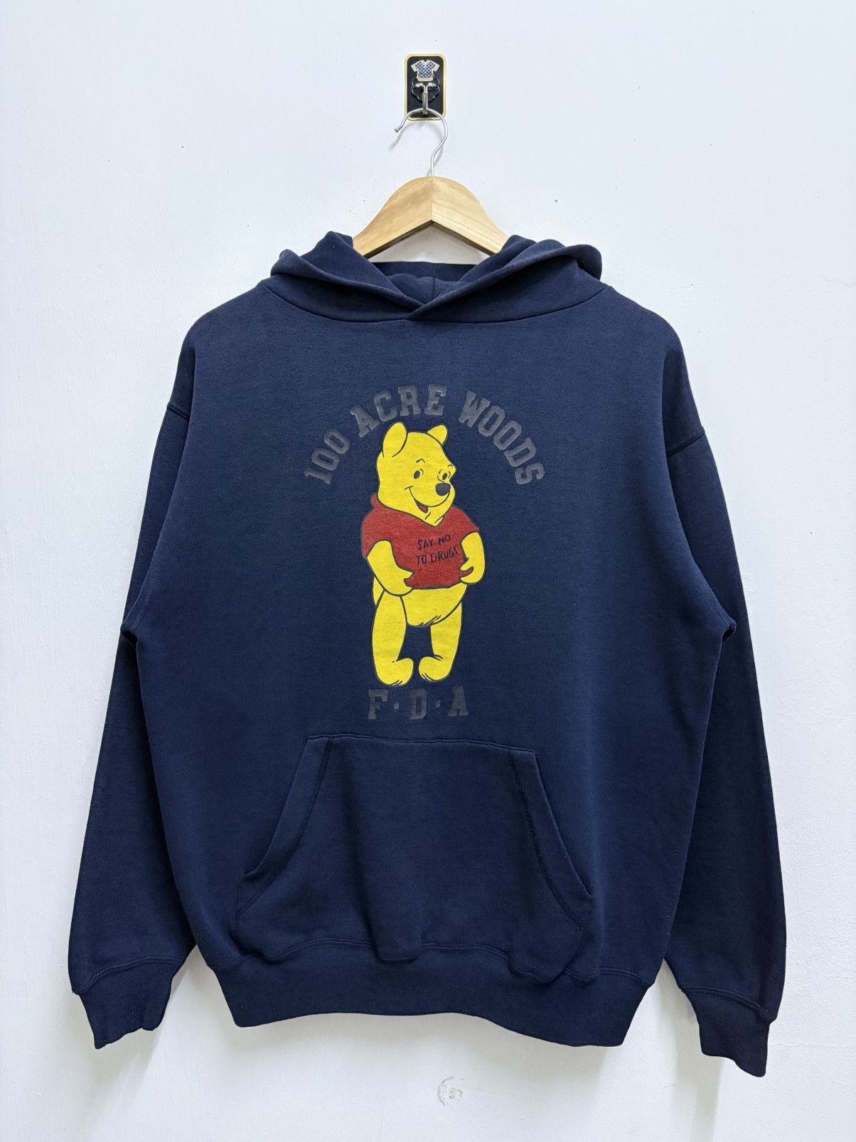 Vintage Vintage 90's Winnie The Pooh " Say No to Drugs " Navy Hoodie Size US M / EU 48-50 / 2 - 1 Thumbnail