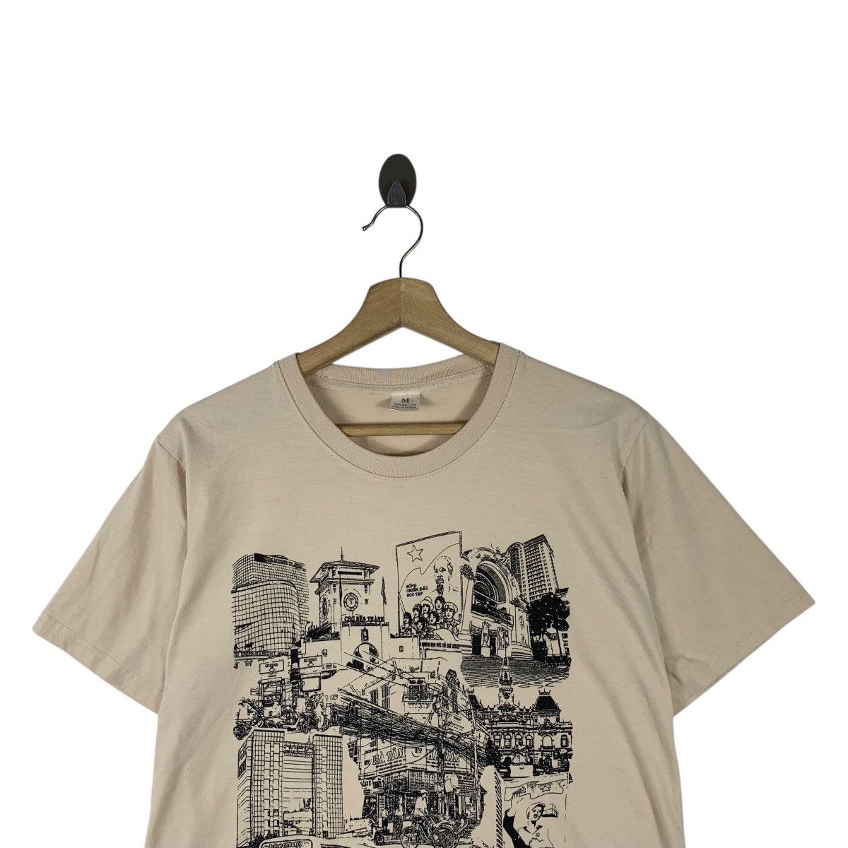 Vintage Vintage LOST IN SAIGON City Illustration Artist Tee Shirt Size M / US 6-8 / IT 42-44 - 2 Thumbnail