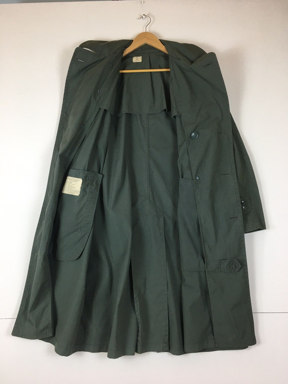 Vintage Vintage Military Raincoat By Rolane Sportswear Size US L / EU 52-54 / 3 - 9 Thumbnail