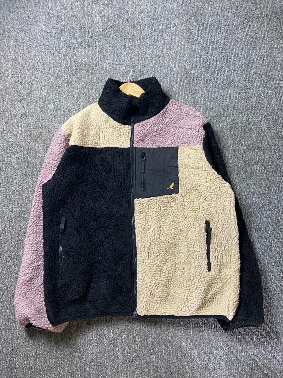 Kangol KANGOL Multicolor Patches Sherpa Fleece Jacket (203) Size US XL / EU 56 / 4 - 2 Thumbnail